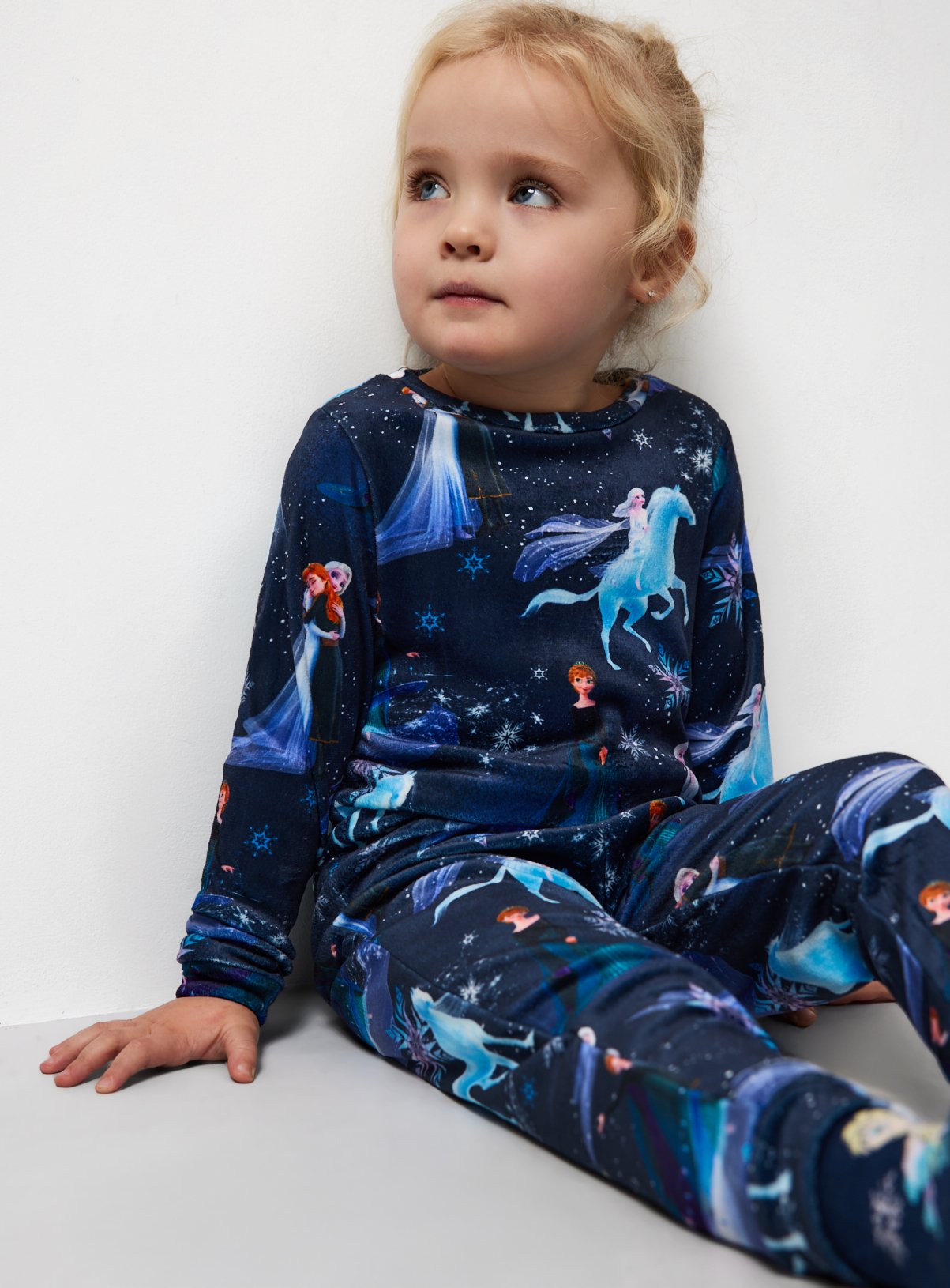 Frozen Character Printed Slinky Fleece Pyjamas 