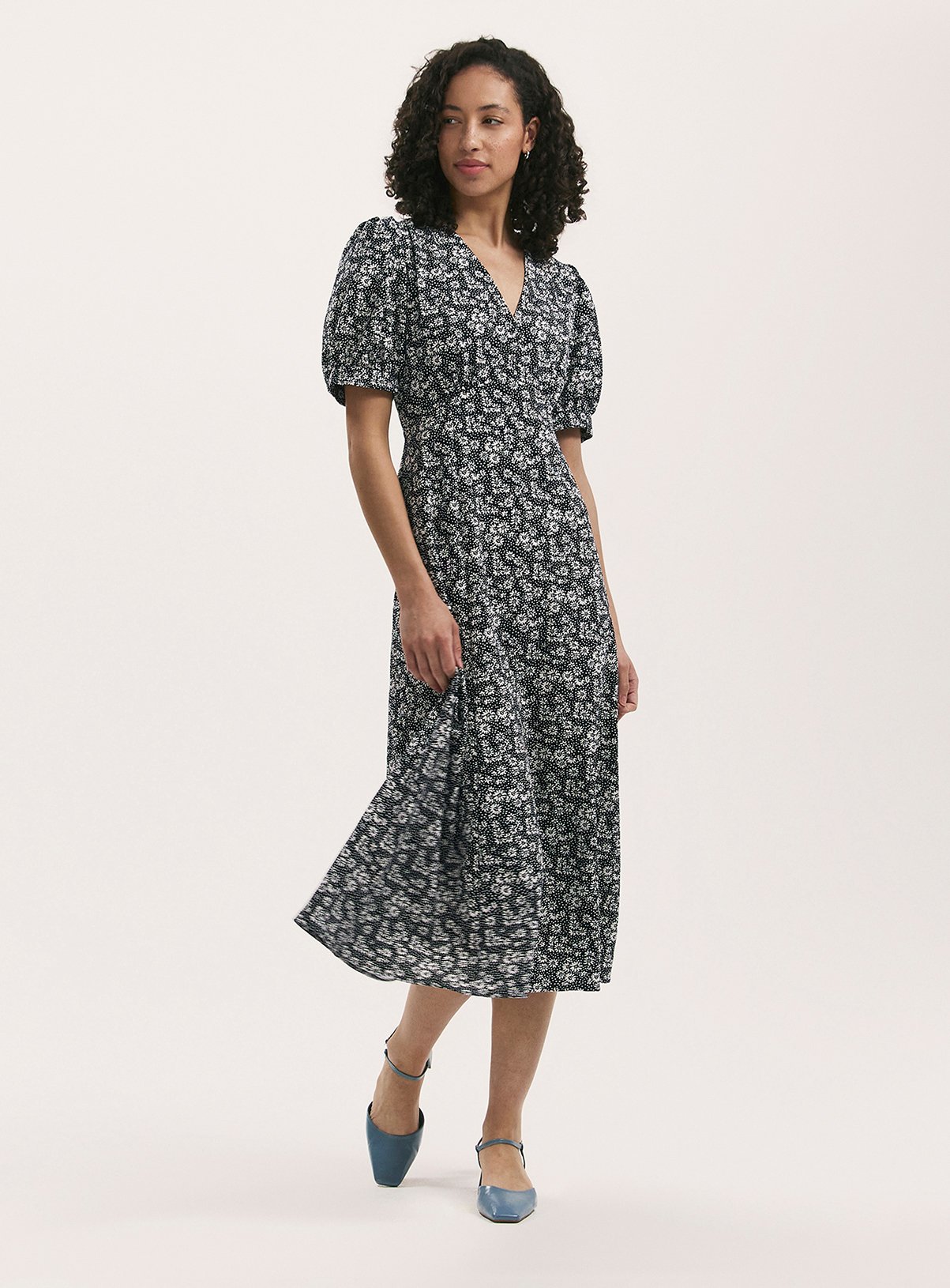 FINERY Colette Dress Navy Daisy 