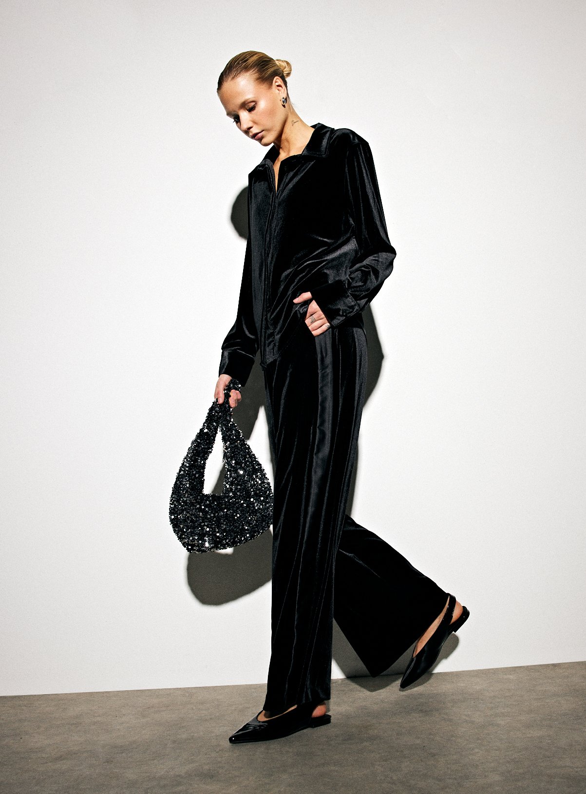 Black Side Panel Velvet Co-ord Wide Leg Trousers  6S