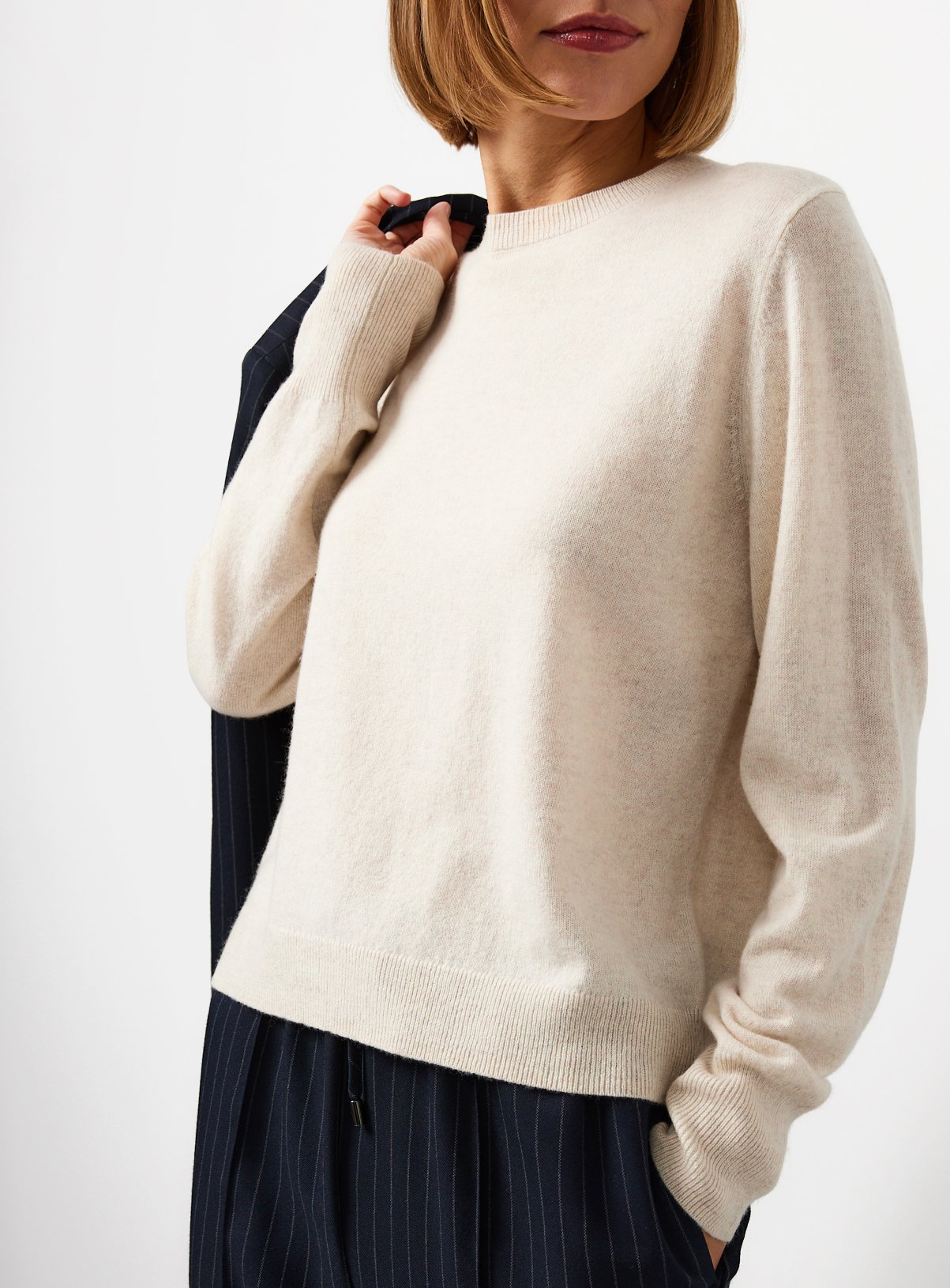 Oatmeal Premium Cashmere Crew Neck Jumper 14