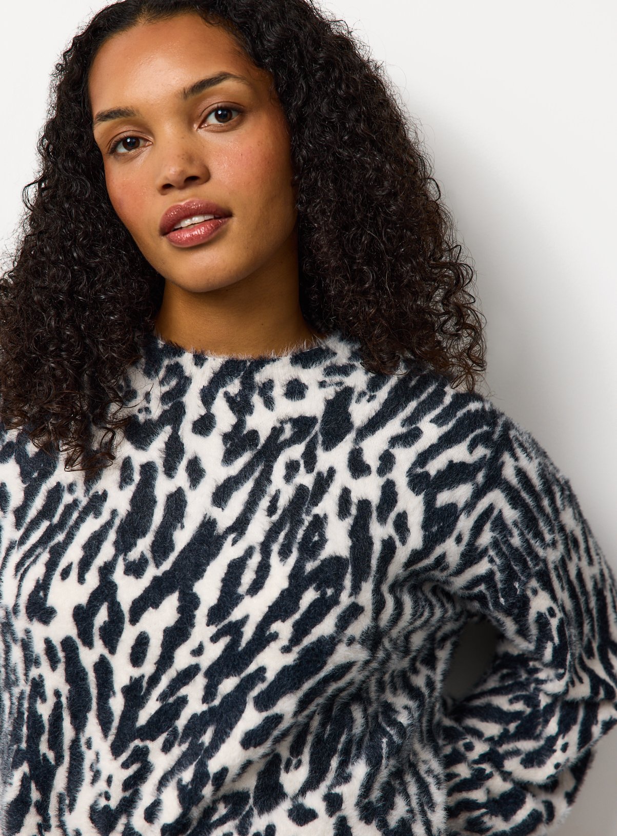 Mono Animal Print Eyelash Knitted Jumper 