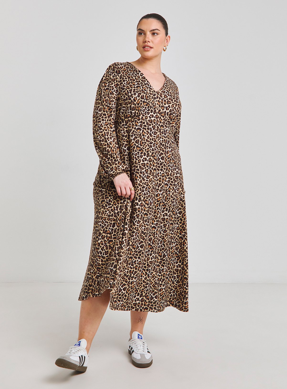 SIMPLY BE Supersoft Midi Dress Leopard 14