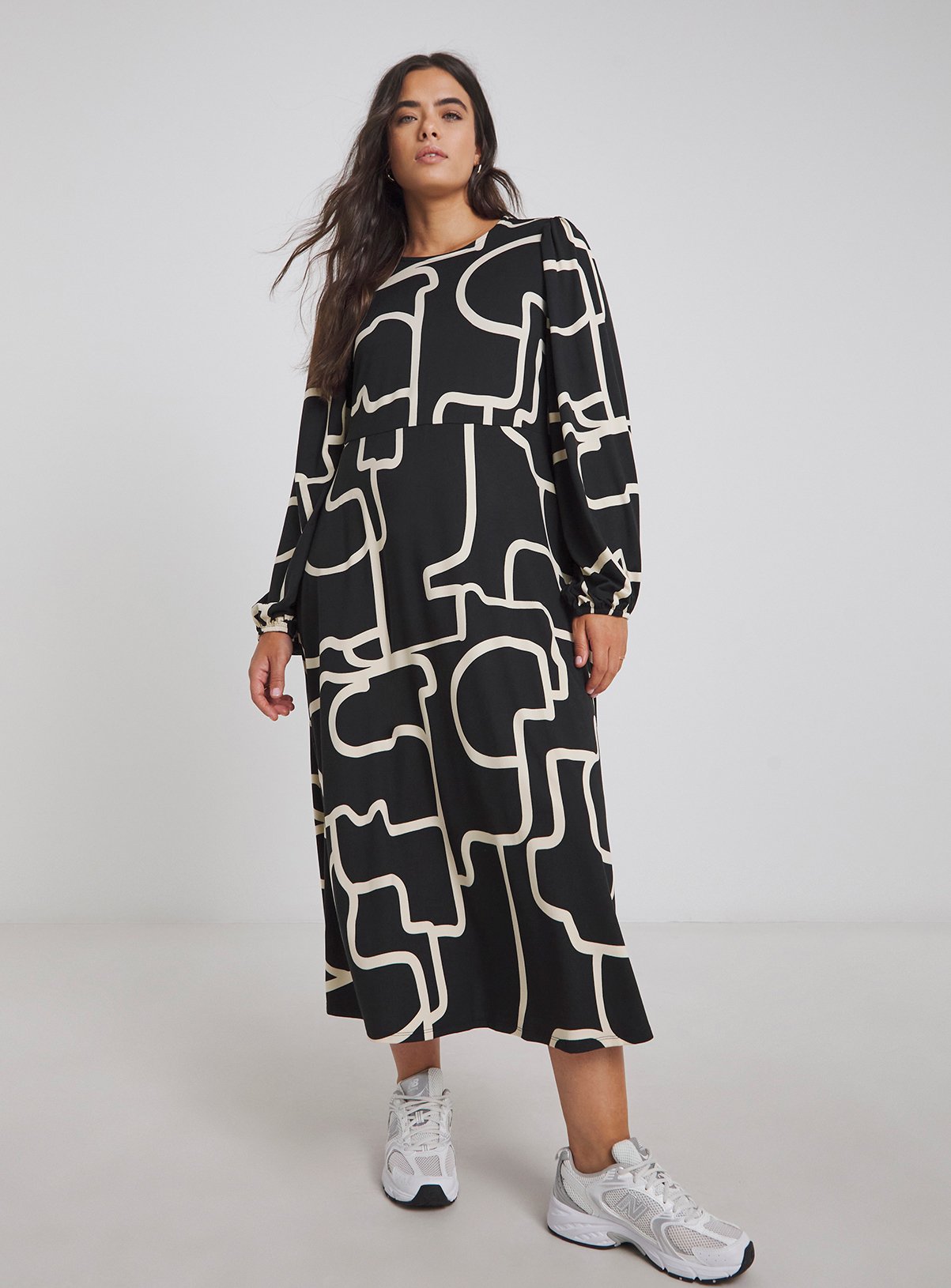 SIMPLY BE Supersoft Midi Dress With Tie Back Black Print 12
