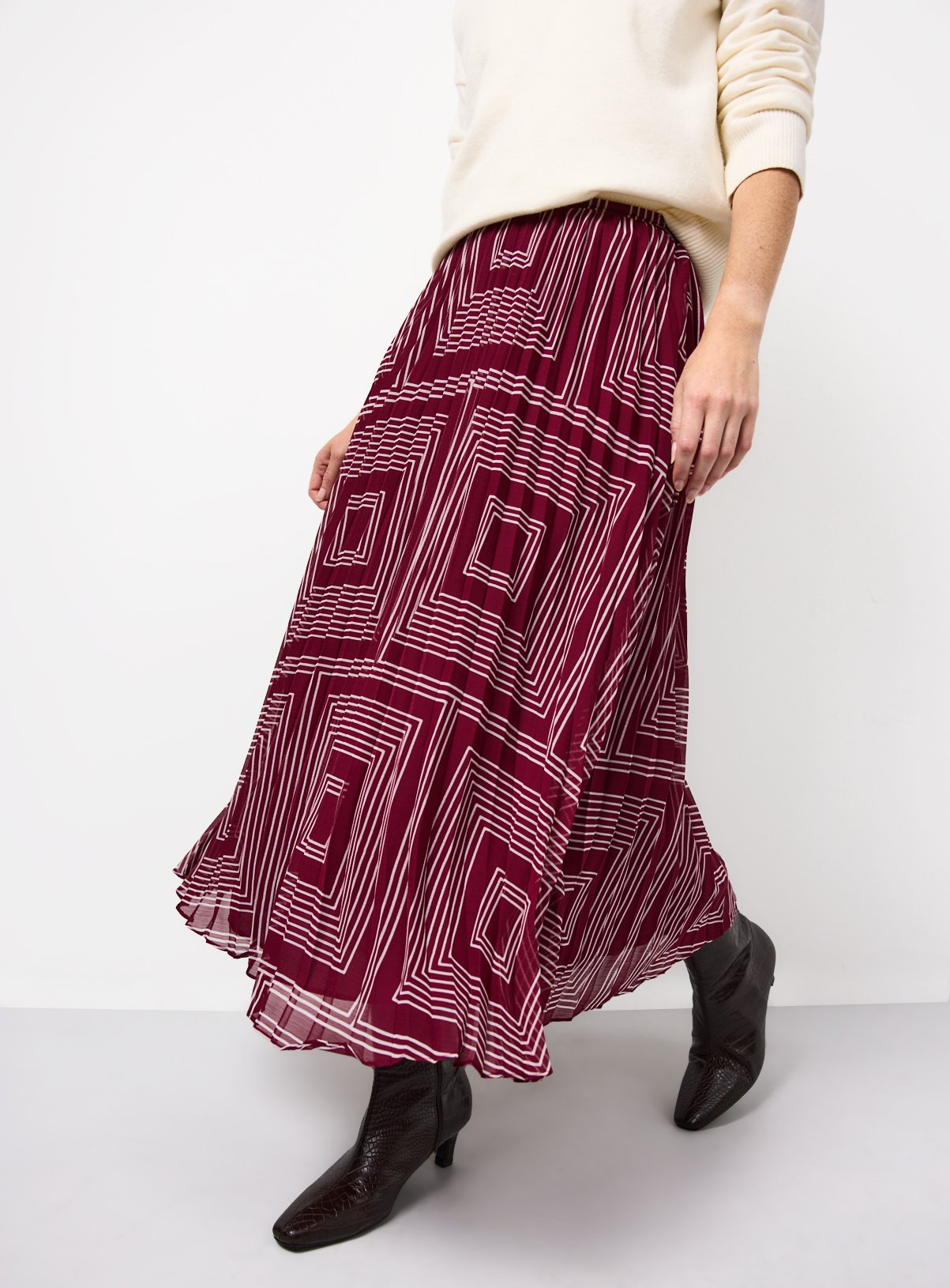 Burgundy Geometric Printed Pleated Co-ord Midaxi Skirt 