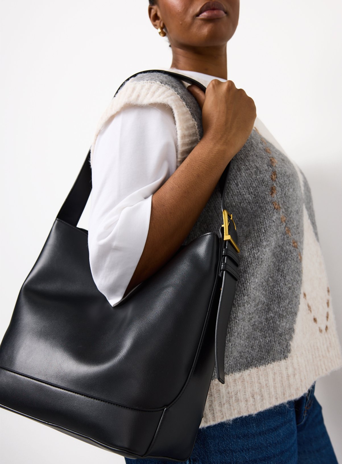 Black Bucket Shoulder Bag One Size