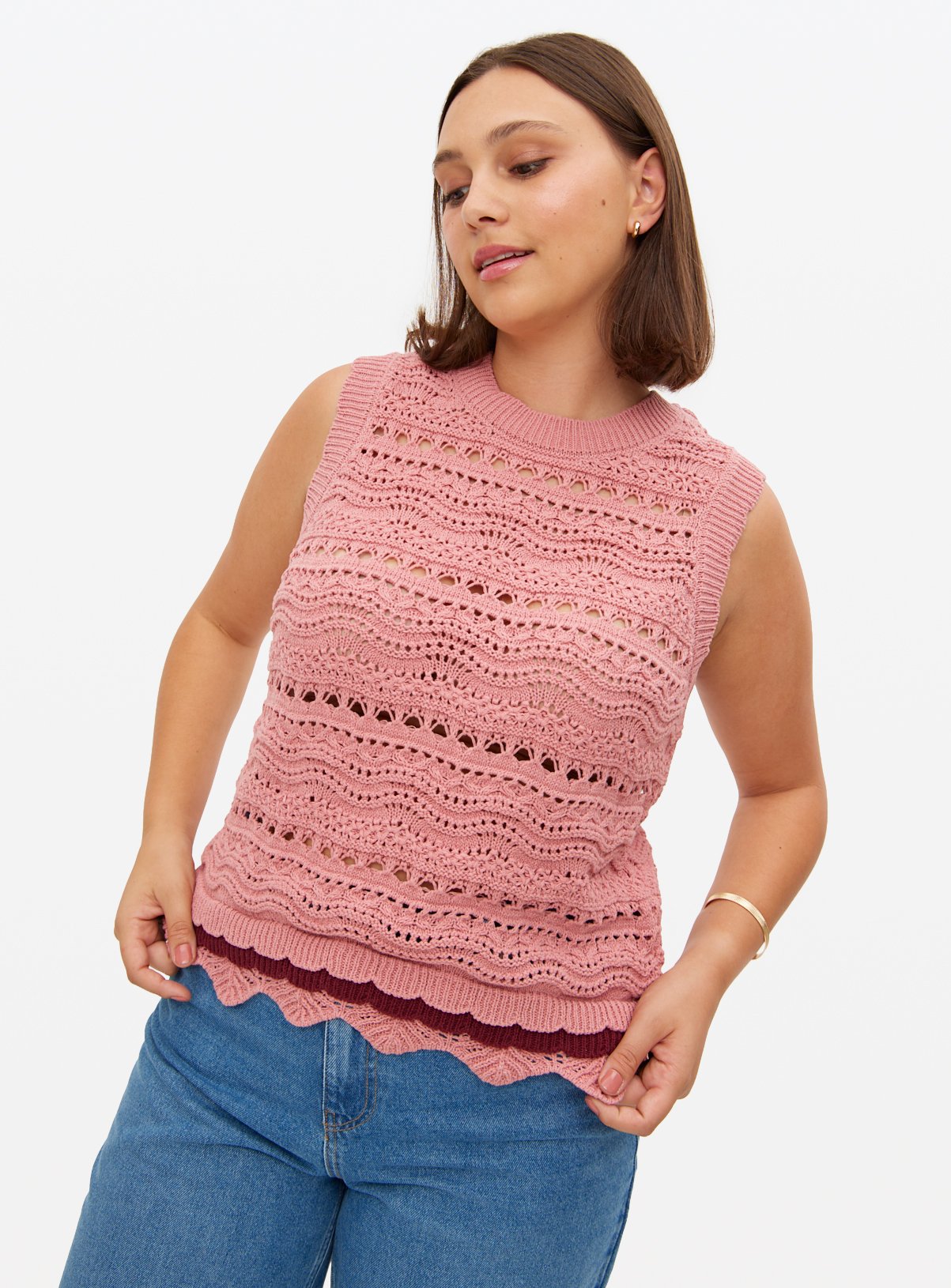 Pink Crochet Scallop Hem Sleeveless Vest 