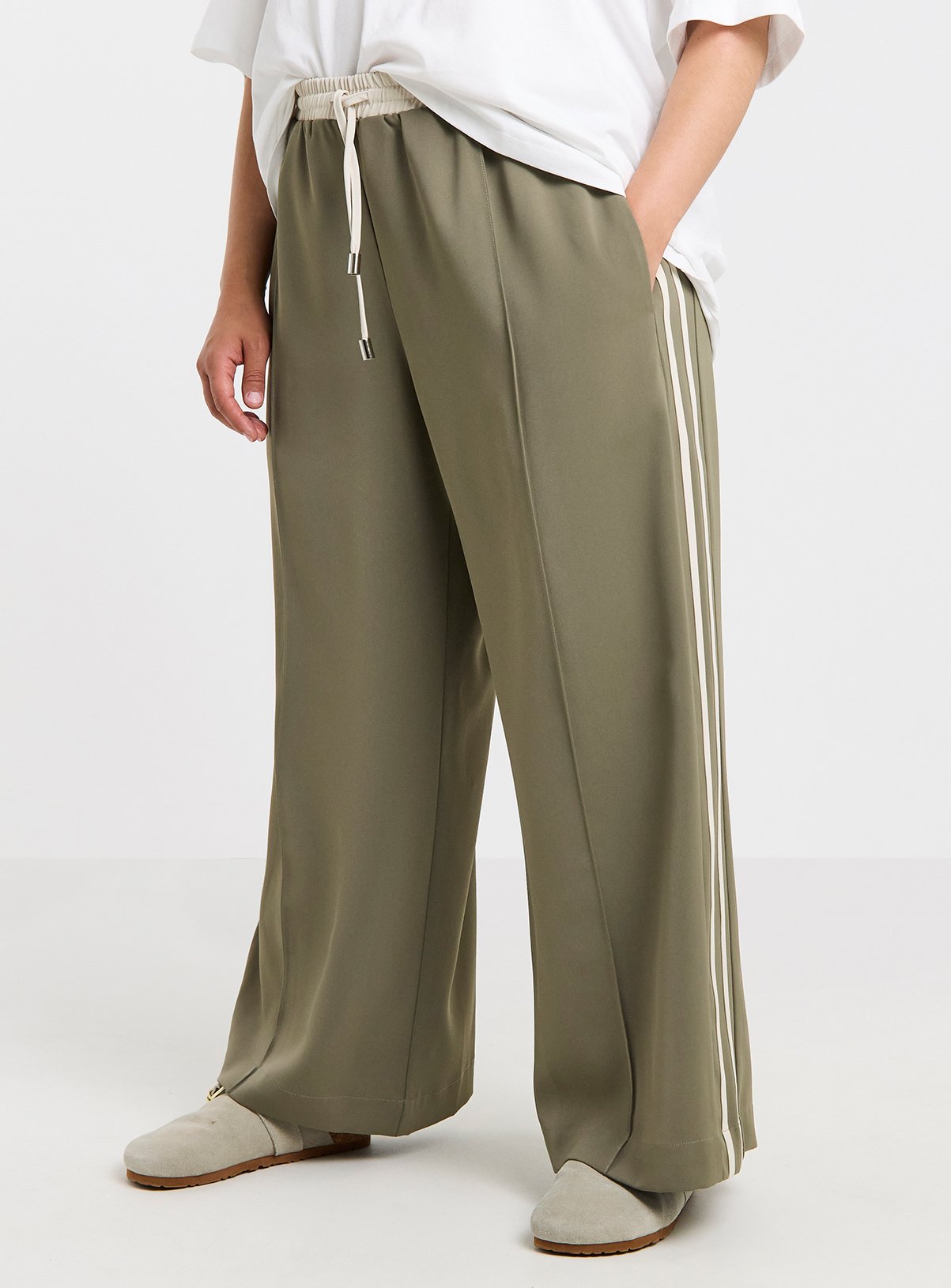 SIMPLY BE Contrast Waist Side Stripe Trouser 