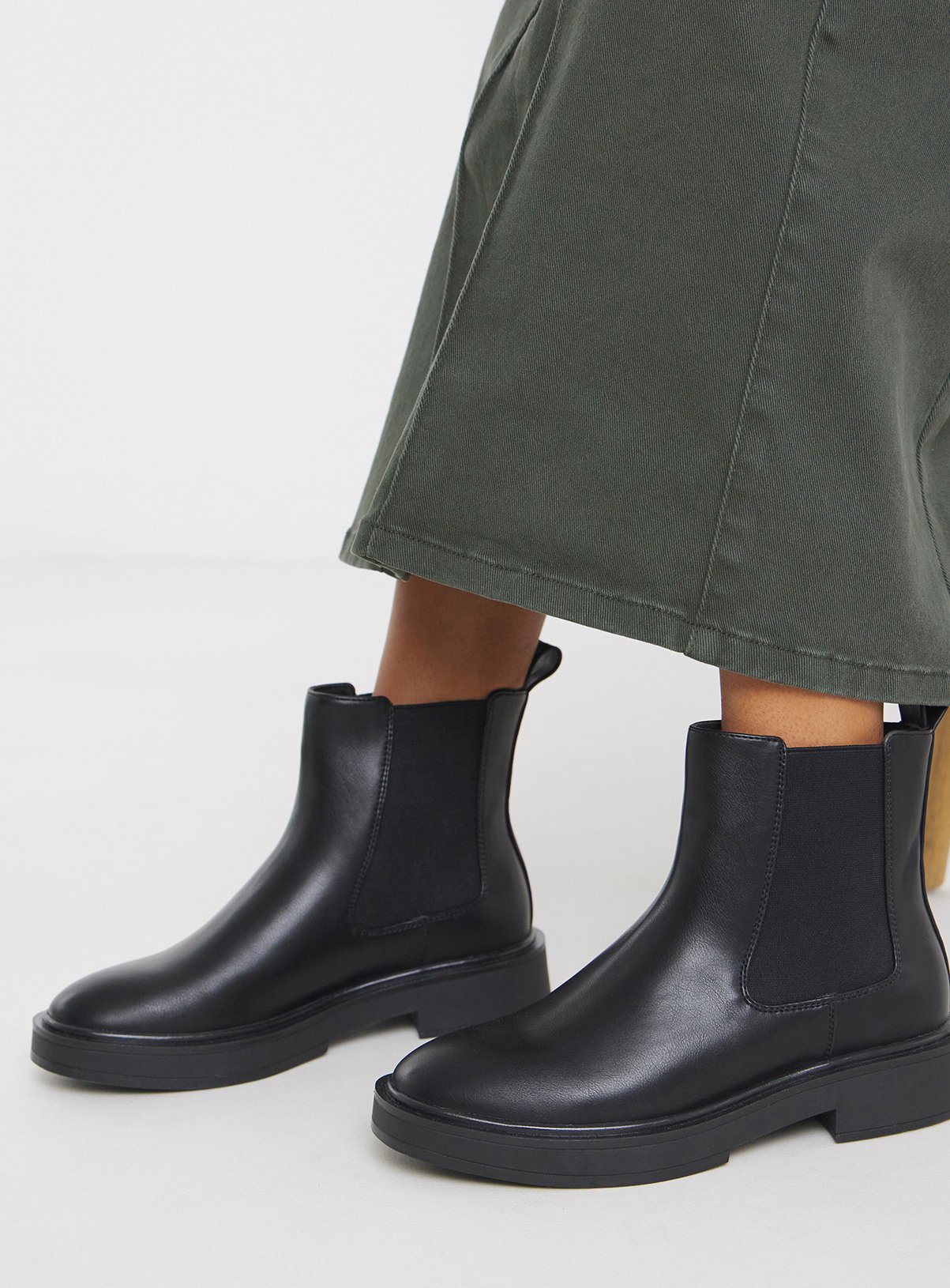SIMPLY BE Classic Chelsea Boot Extra Wide Fit 