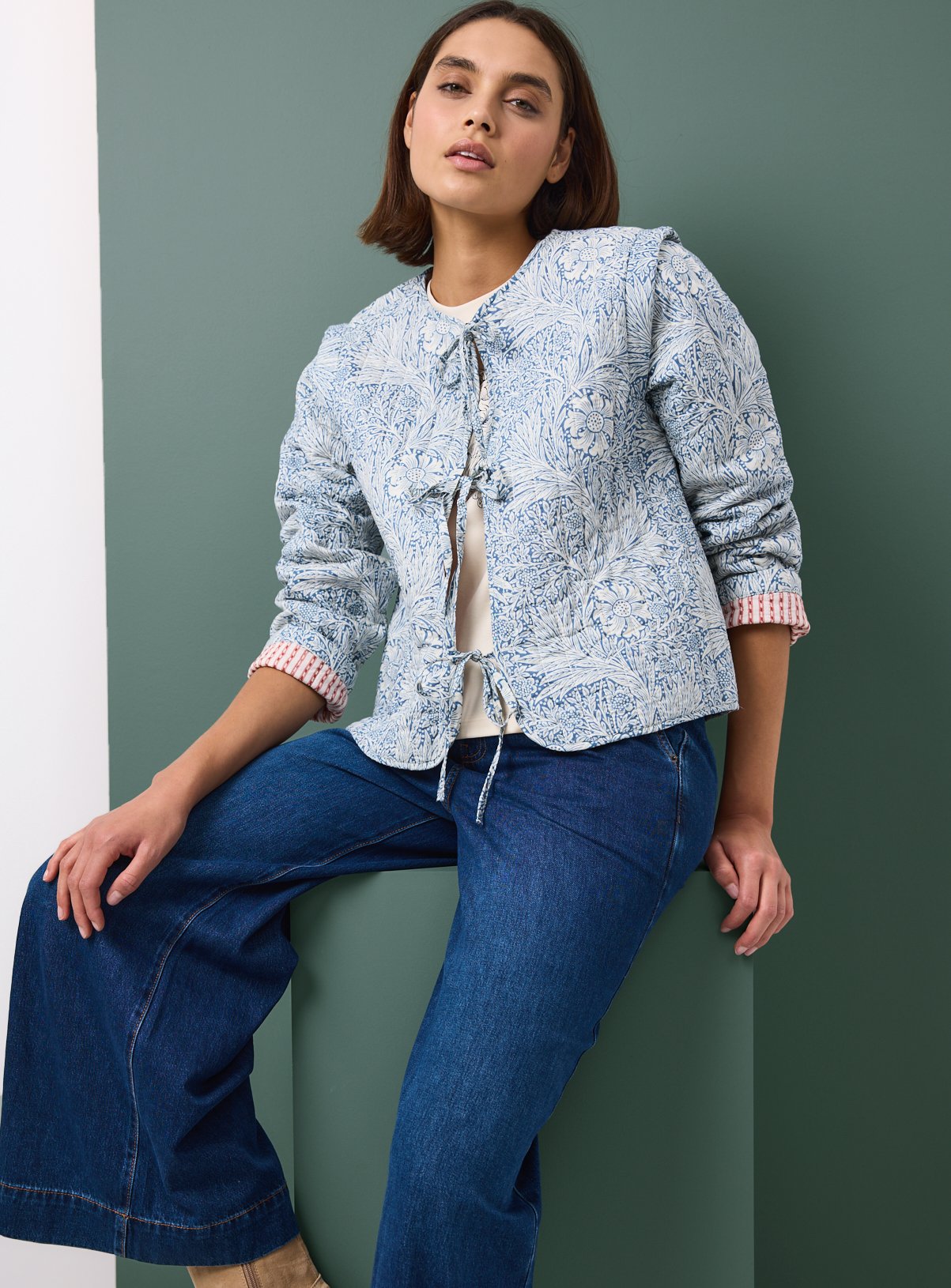 Tu x Morris & Co. Blue Marigold Print Tie-Front Quilted Jacket 