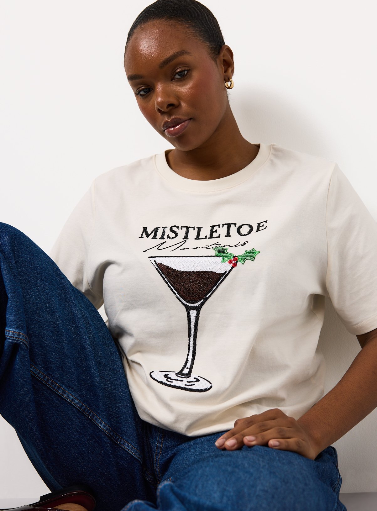 Christmas Mistletoe Martini Graphic T-Shirt 