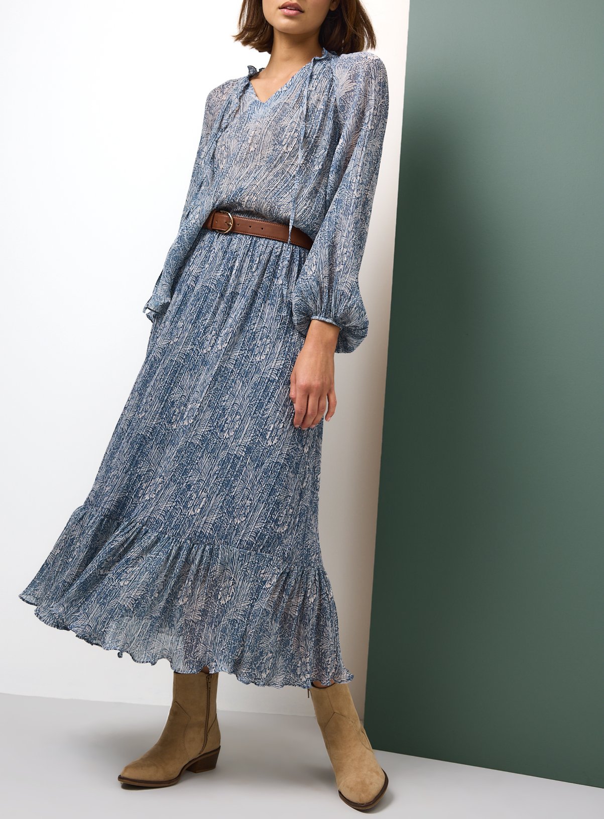 Tu x Morris & Co. Light Blue Chiffon Pleated Marigold Printed Co-ord Maxi Skirt 