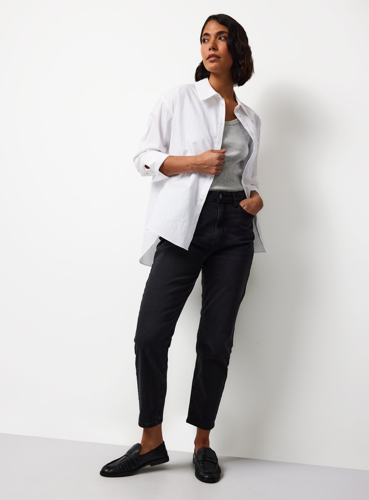 Black Washed Denim Mom Jeans 14S