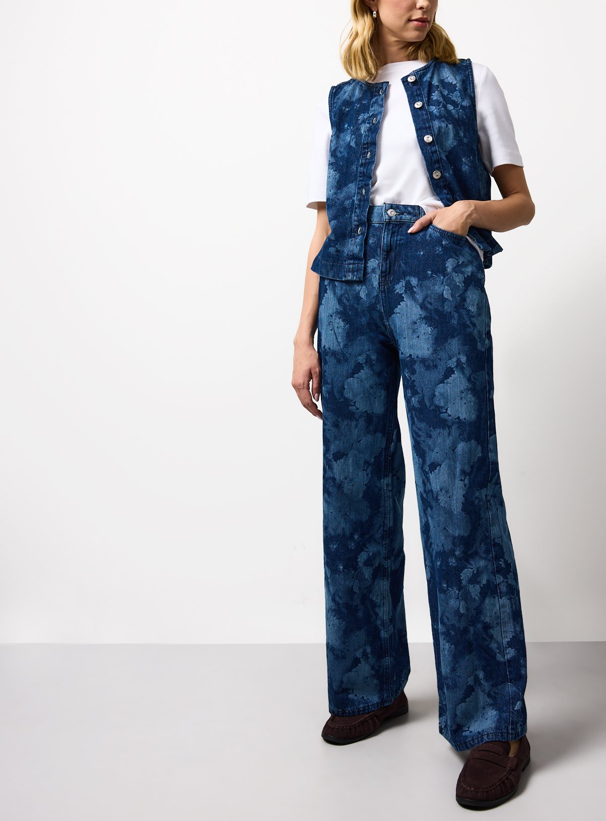 Floral Laser Print Wide Leg Jeans 