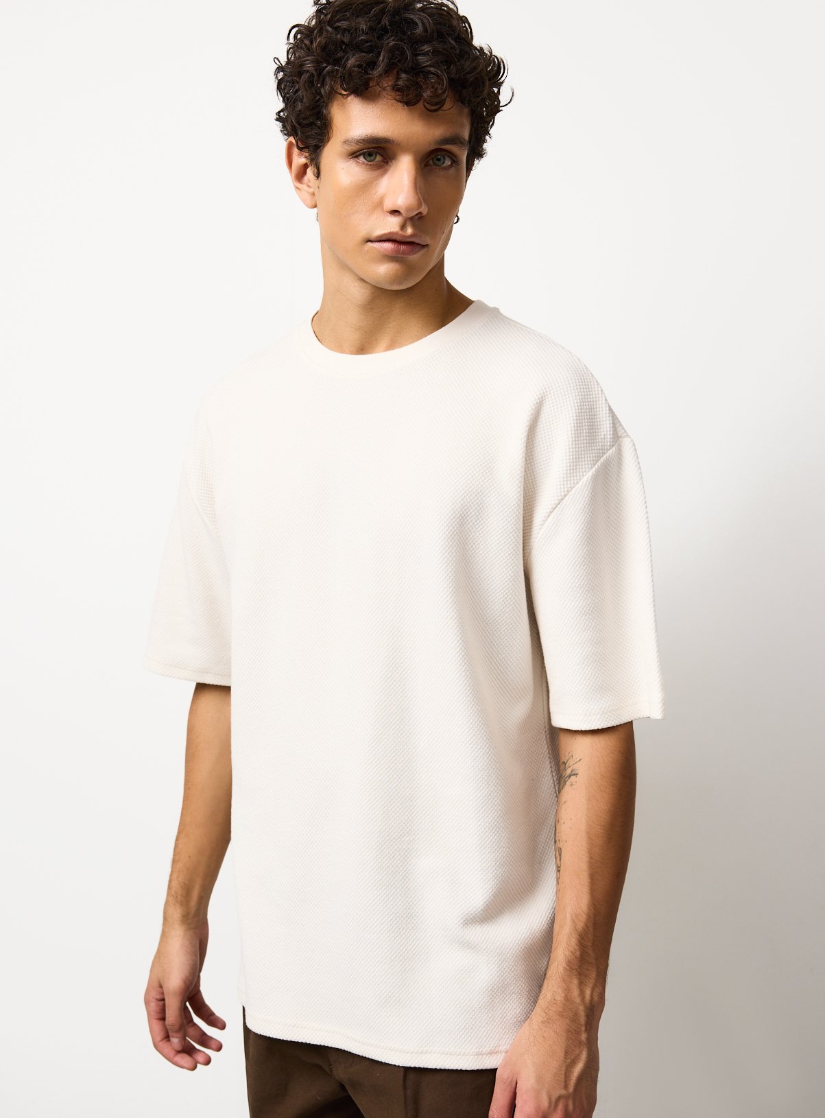 Cream Textured T-Shirt XL