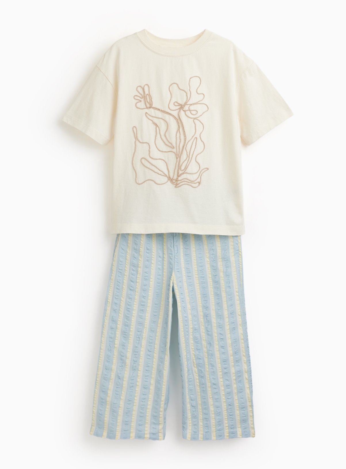 Graphic T-Shirt & Trousers Set 