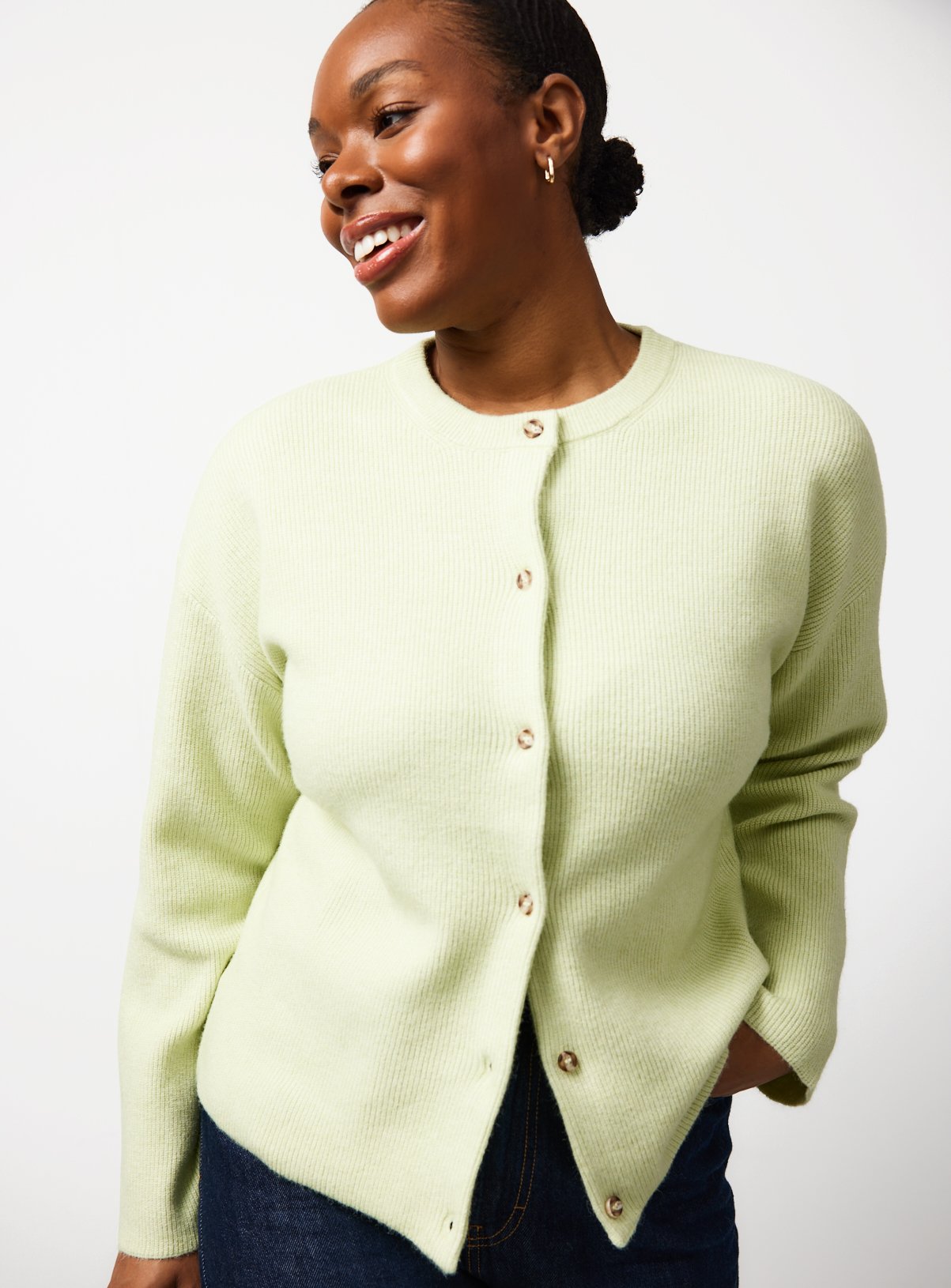 Pale Green Cosy Yarn Button Up Boxy Cardigan 24