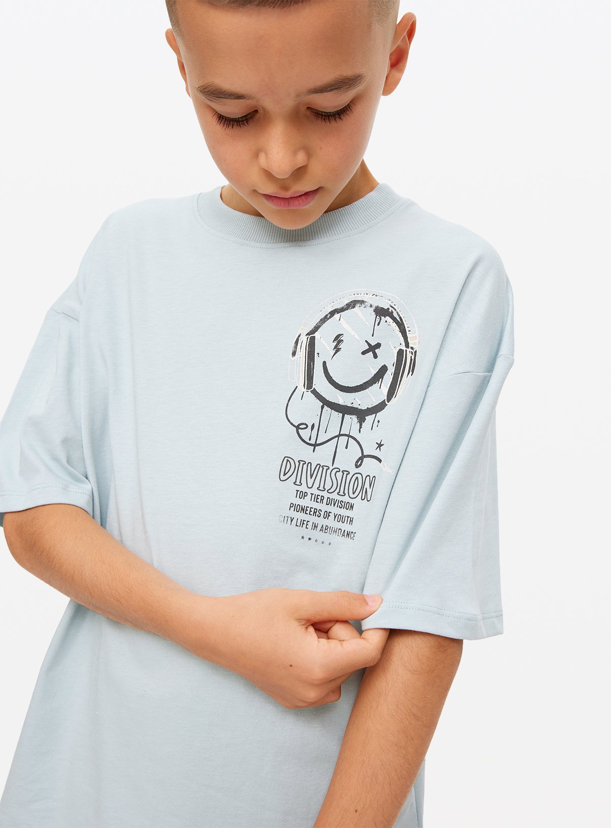 Smiley Print T-Shirt & Joggers Set 7 years