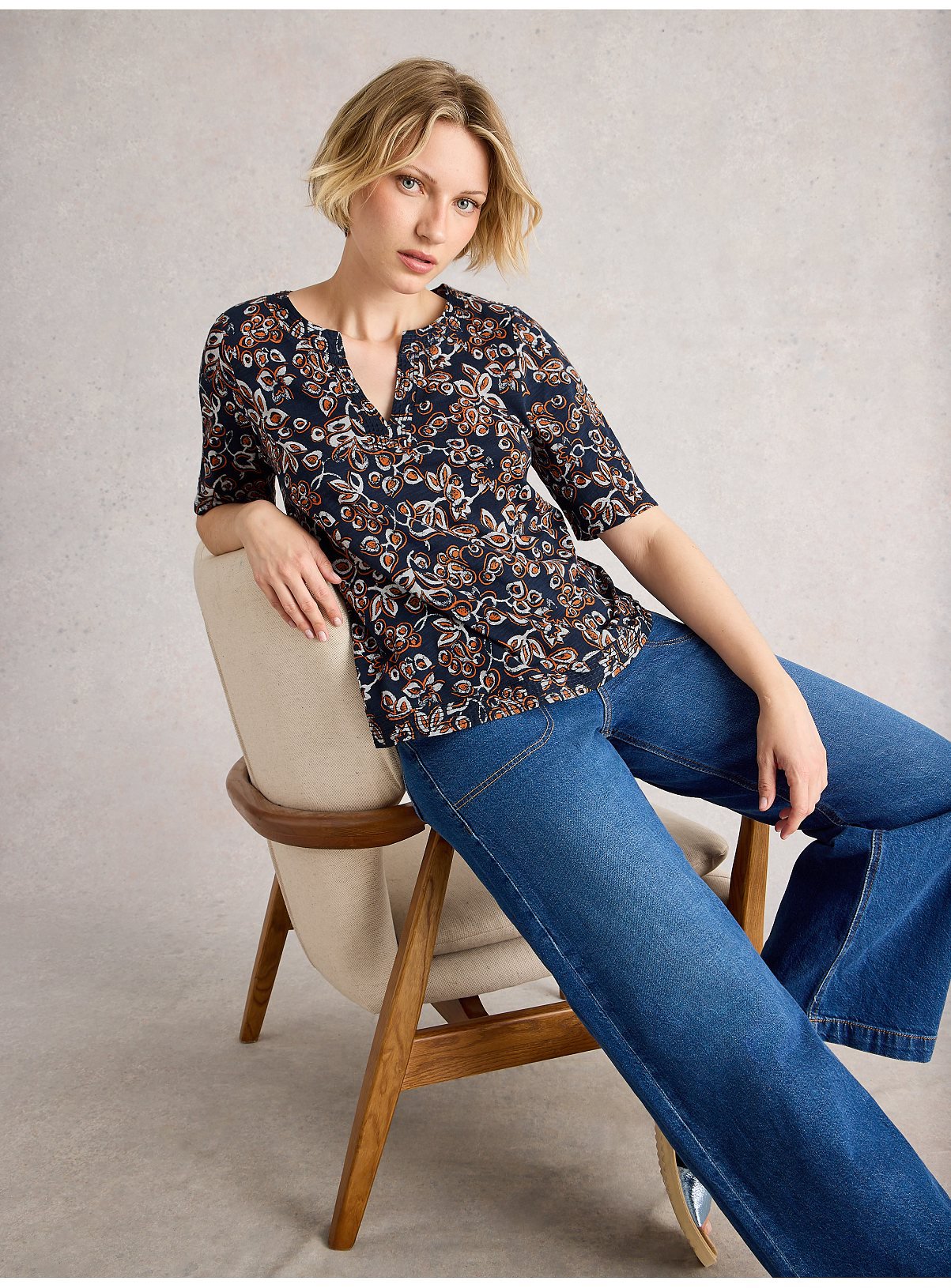 WHITE STUFF Weaver Notch Neck T Shirt 