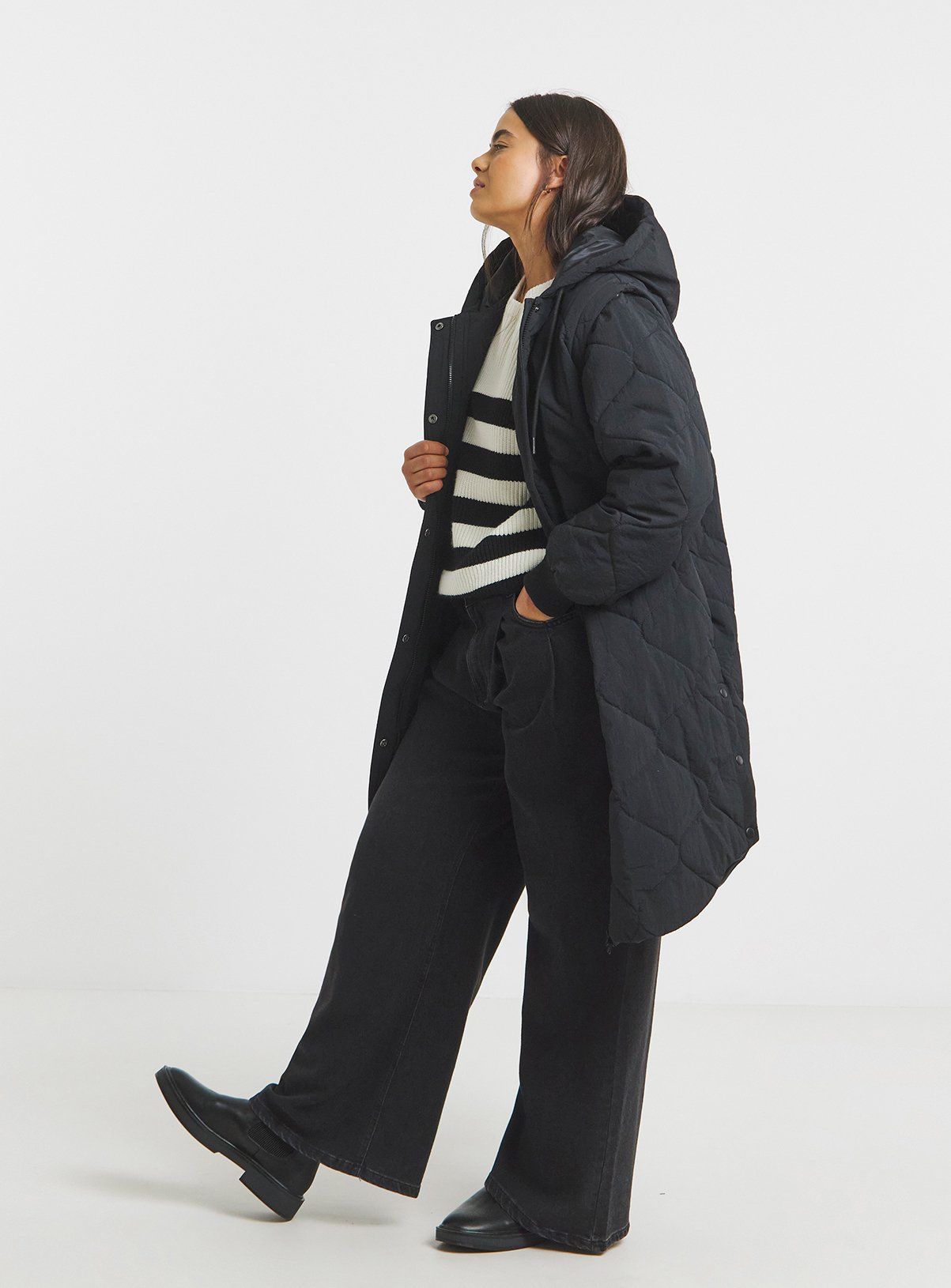 SIMPLY BE Onion Hybrid Quilted Coat 