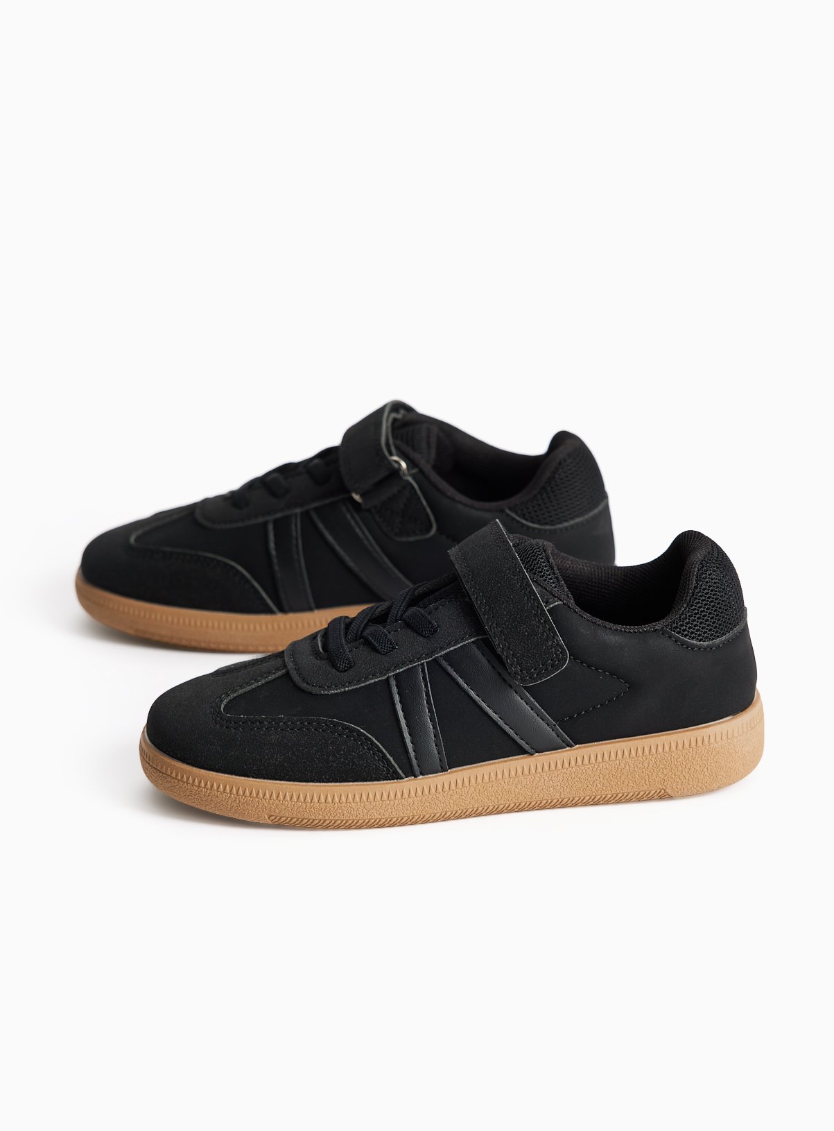 Black Retro Court Trainers 