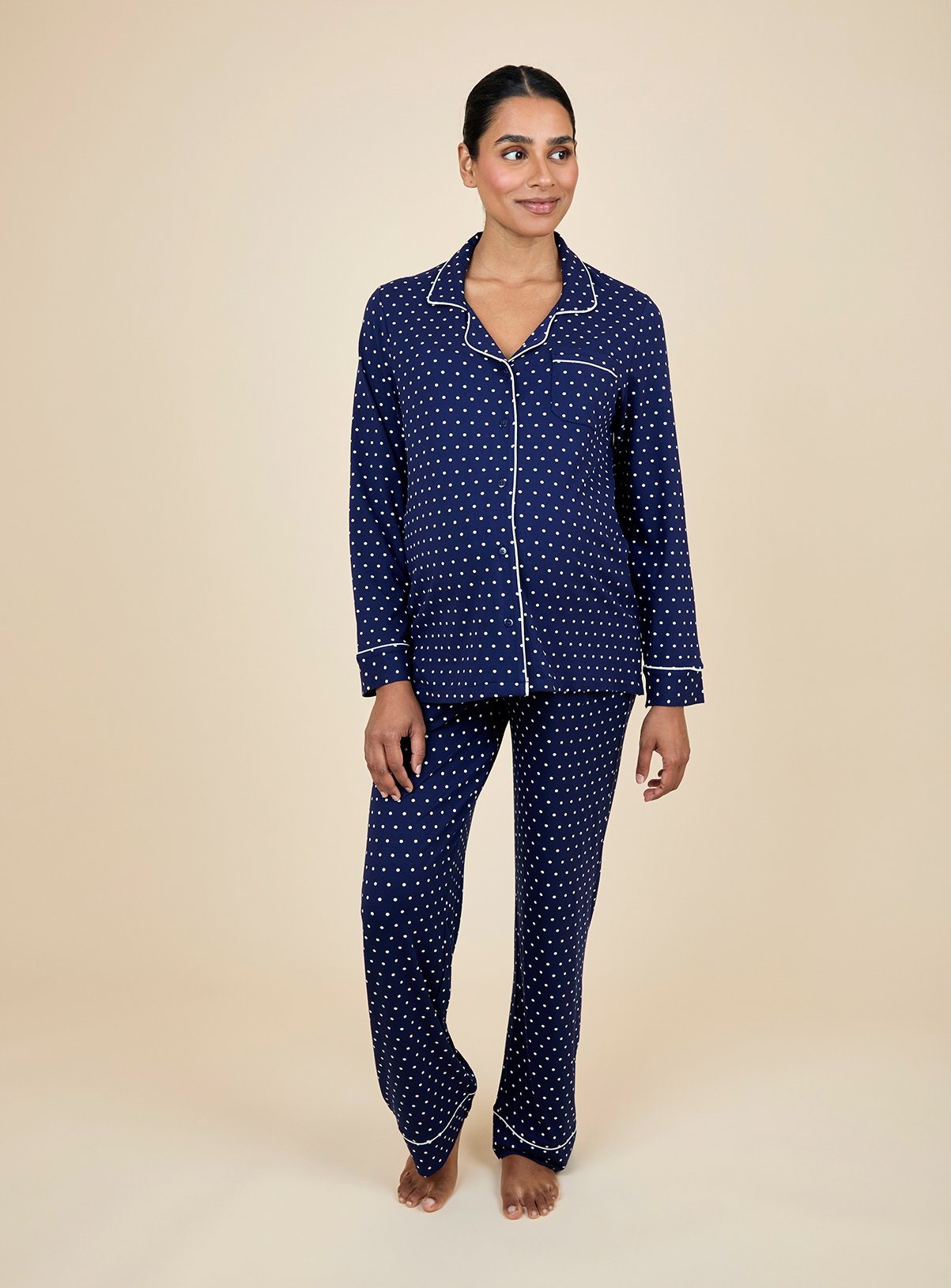 JOJO MAMAN BÉBÉ Spot Maternity Button Through Pyjama Set