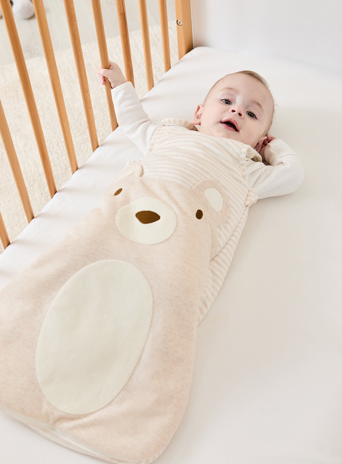 JOJO MAMAN BÉBÉ Applique Bear 2.5 Tog Baby Sleeping Bag 