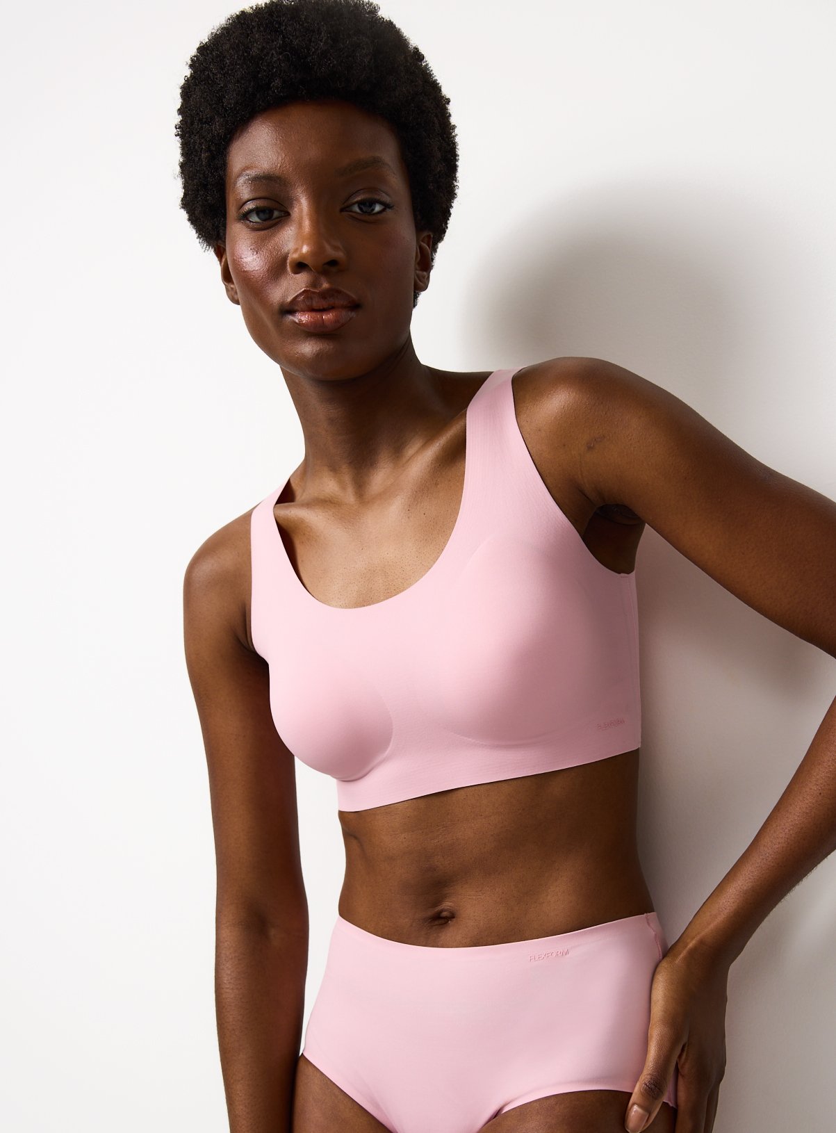 Flexform™ Pink Bonded Padded Crop Top XS