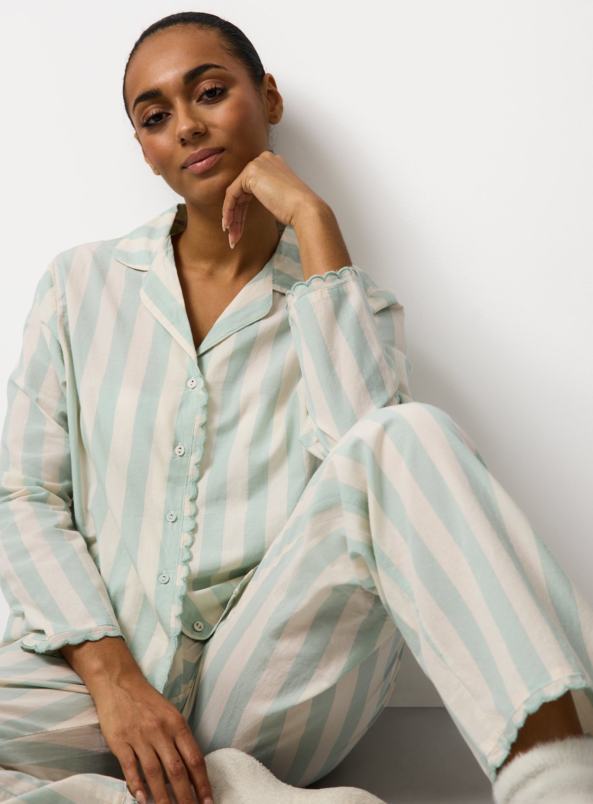 Green Stripe Scallop Trim Traditional Pyjamas 
