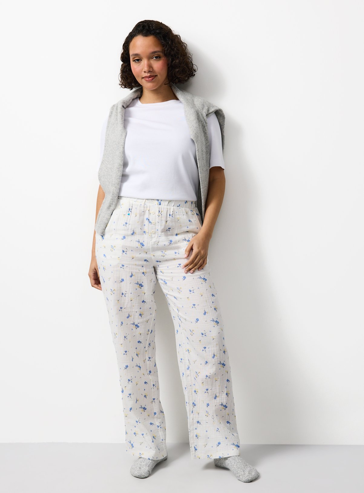 White Floral Double Cloth Pyjama Bottoms XXL