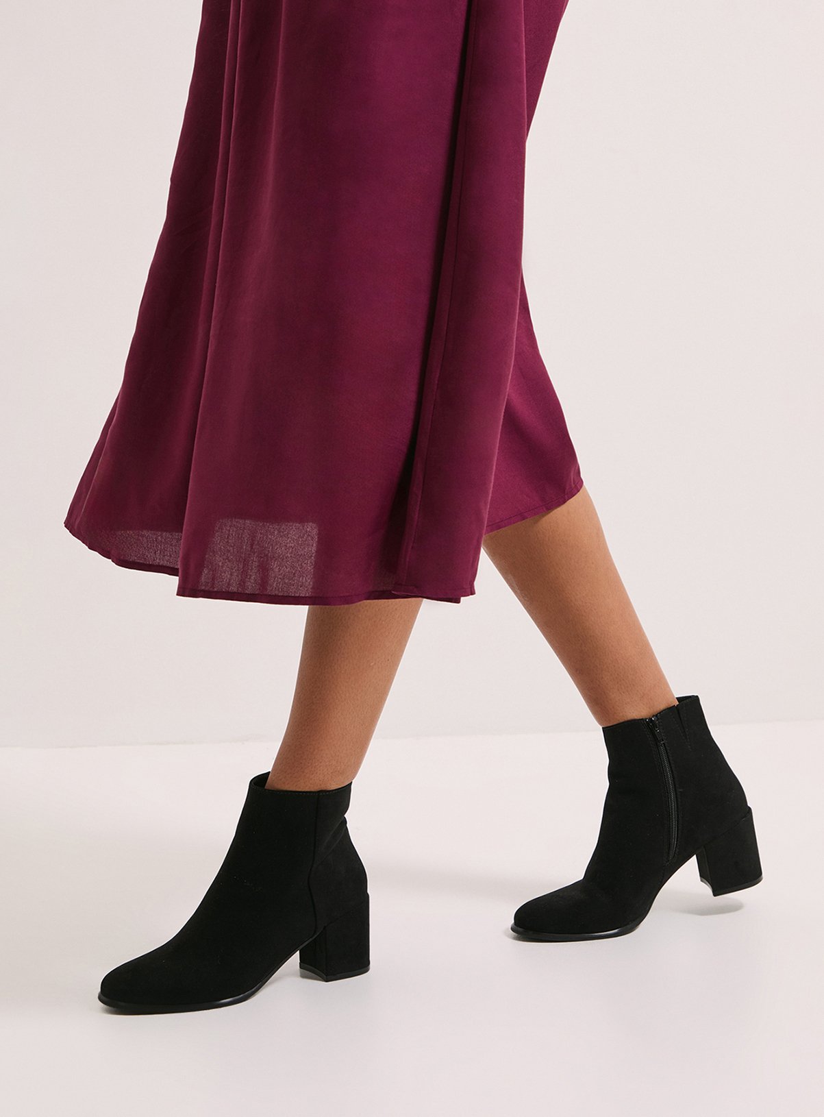 DOROTHY PERKINS Morgan Round Toe Medium Block Heel Ankle Boots 