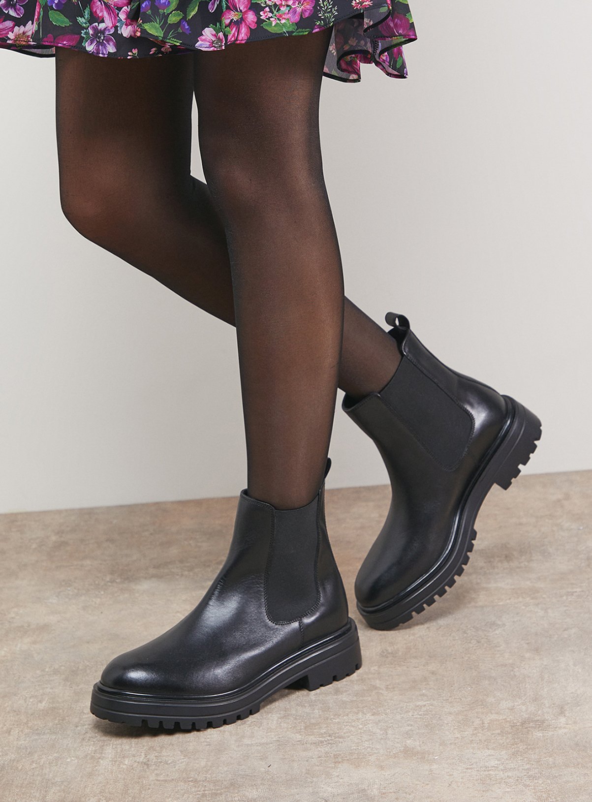 OASIS Lola Leather Chunky Chelsea Boots 