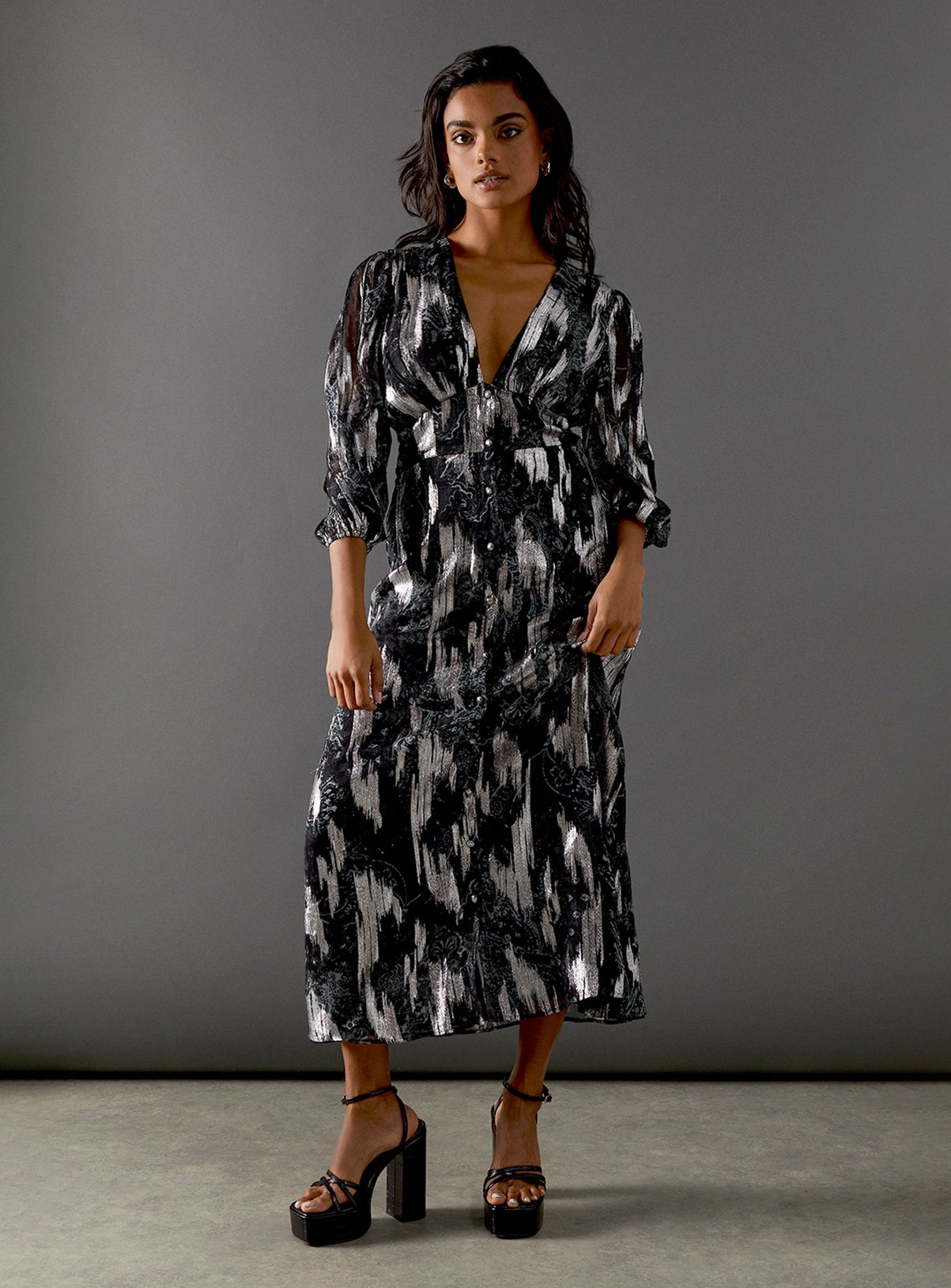 WAREHOUSE Metallic Paisley Jacquard Plunge Neck Button Through Midi Dress 16