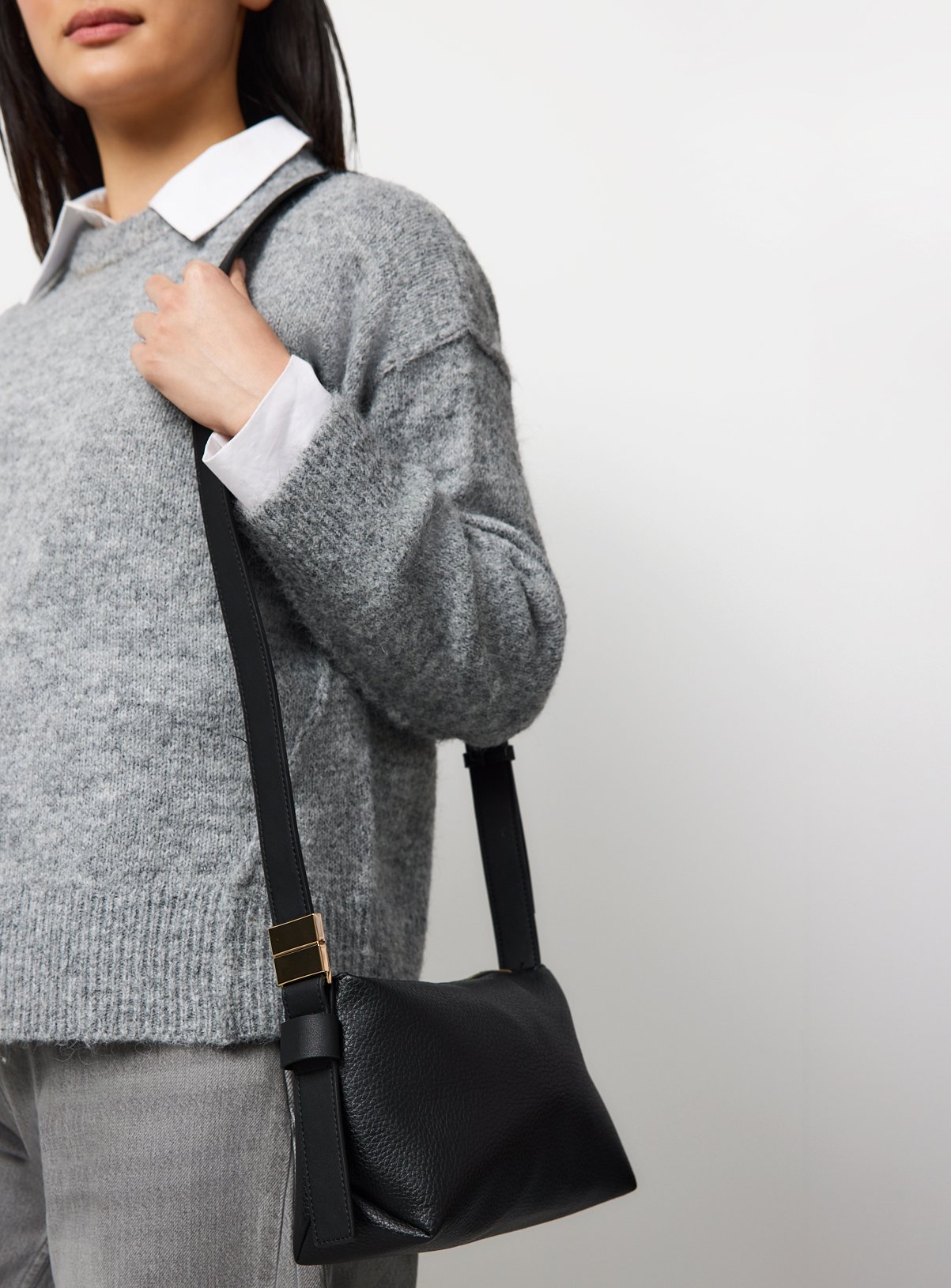 Black Minimal Crossbody Bag One Size