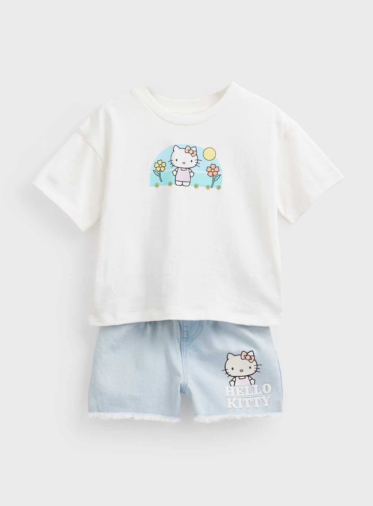 White Hello Kitty Tee & Shorts Set 5-6 years