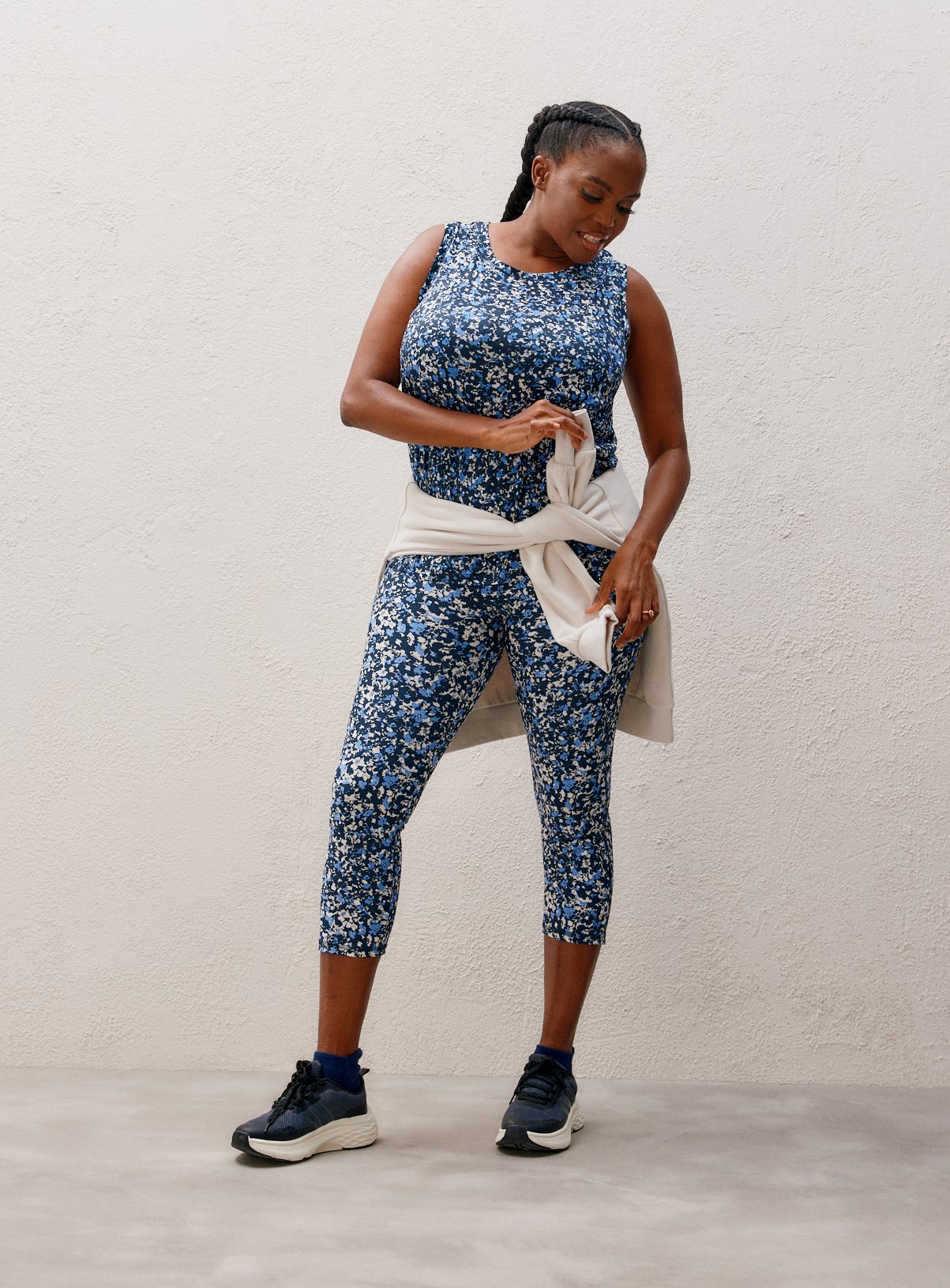 REAKTIV Ditsy Floral Print Everyday High-Waisted Cropped Legging XXL