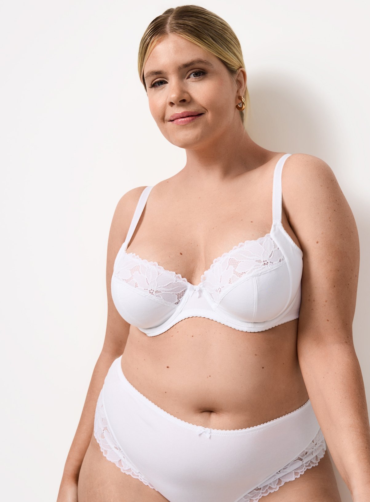 Cottonform™ DD+ White 4 Part Full Cup Bra 