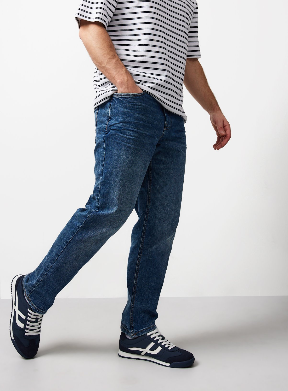 Mid Denim Mid Rise Straight Leg Jeans 44L