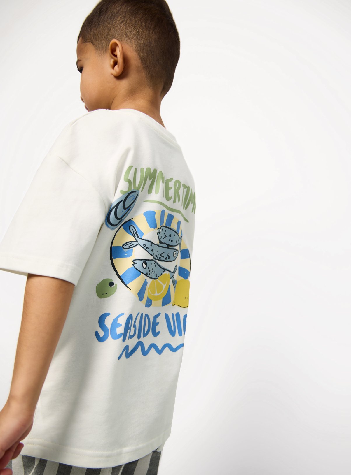 Cream Seaside Graphic T-Shirt & Trousers Set