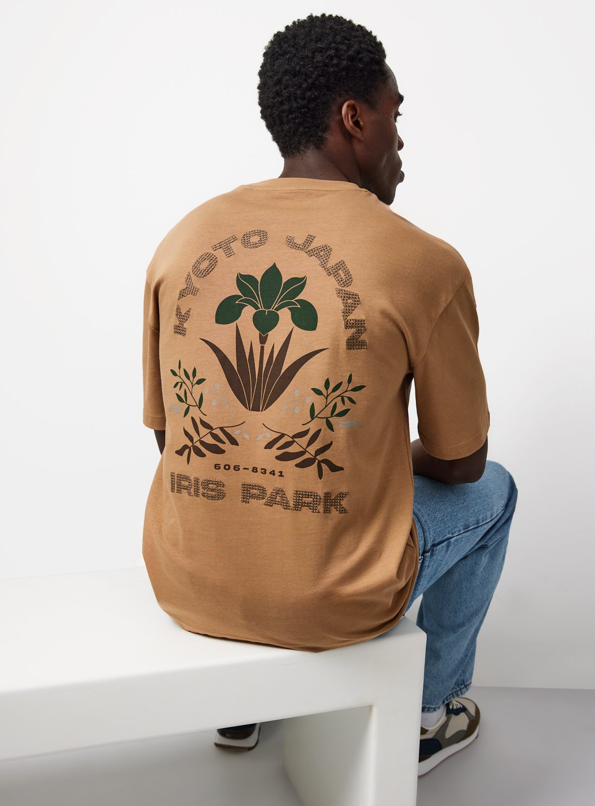 Brown Kyoto Graphic Embroidered Relaxed Fit T-Shirt XXL