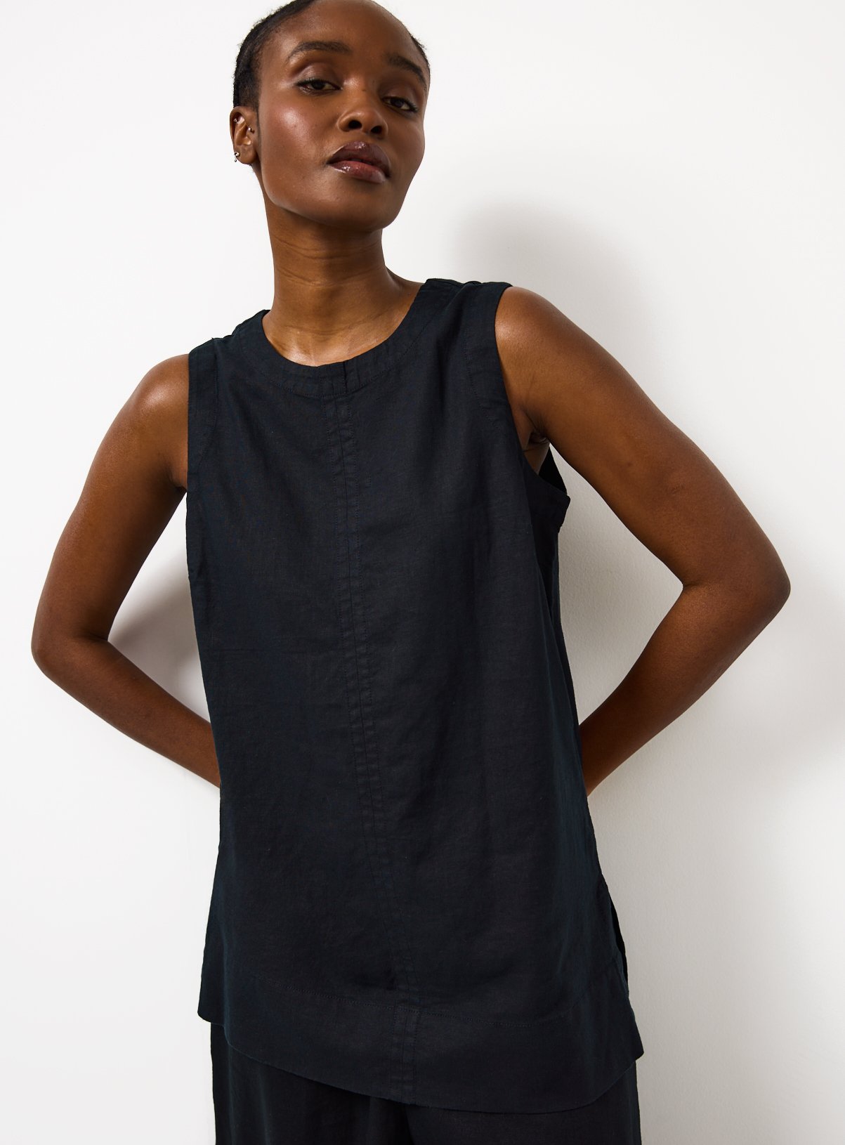 Linen Blend Longline Sleeveless Shell Top 