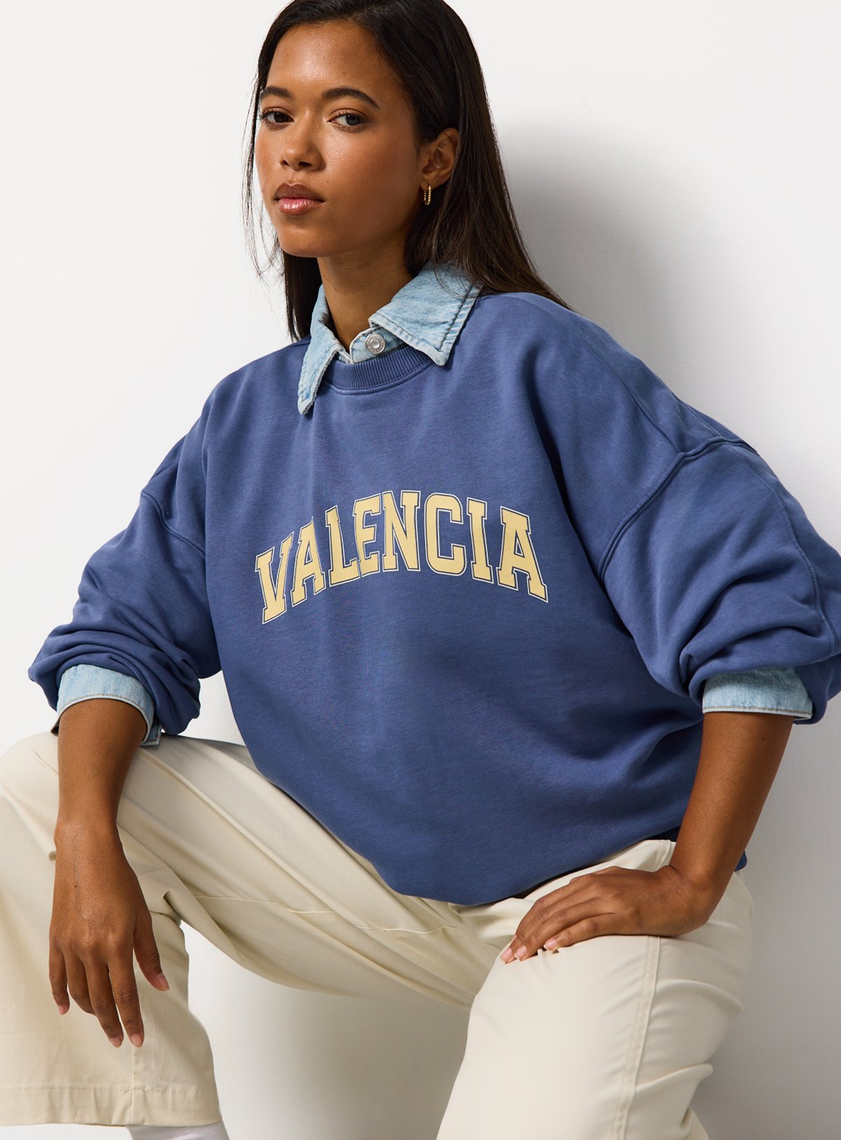 Blue Valencia Graphic Sweatshirt S