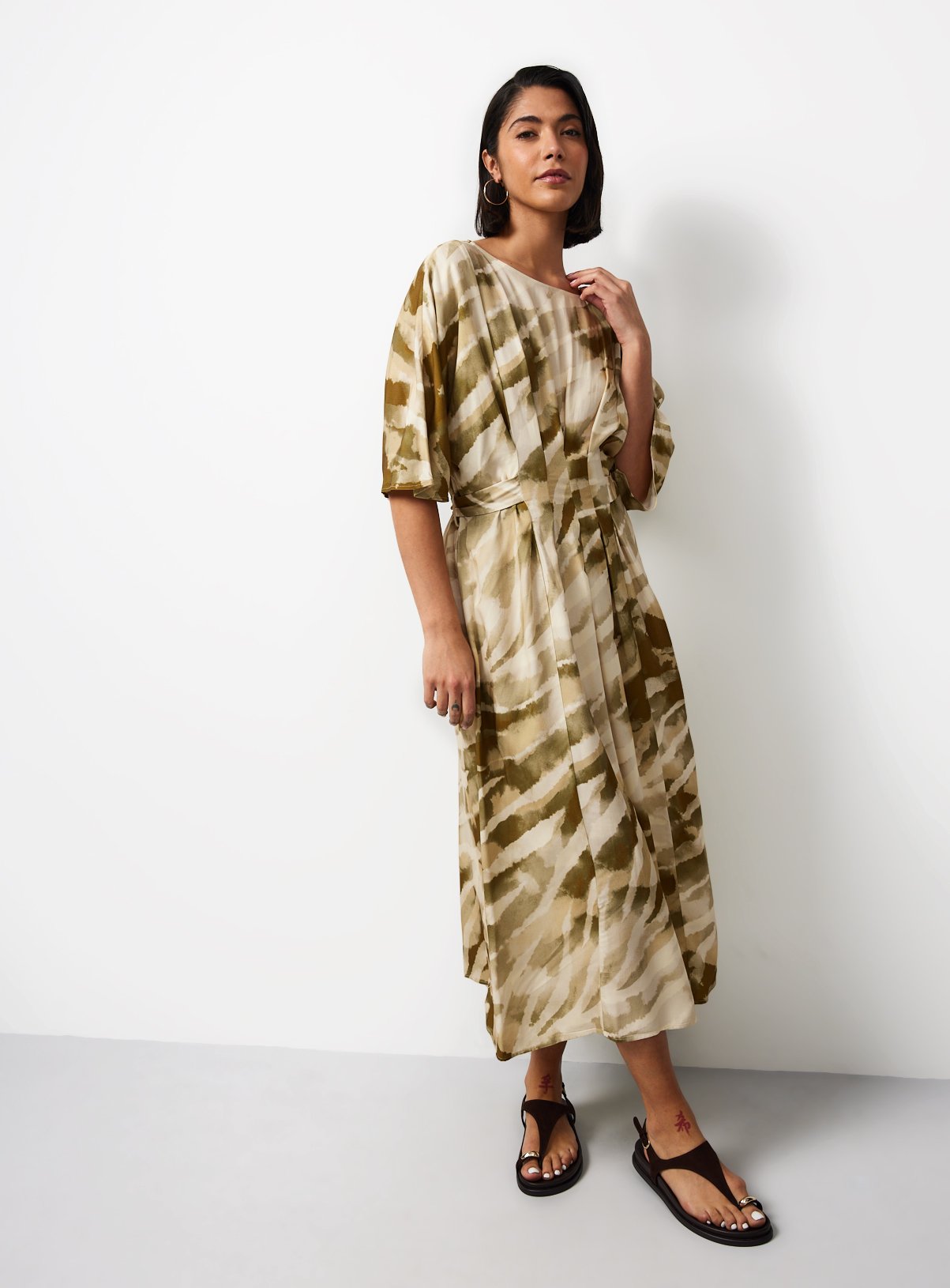 Neutral Print Pleated Waisted Midaxi Dress 24
