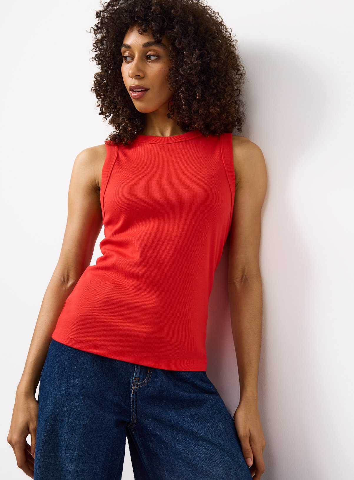 Red Ribbed Classic Vest 6