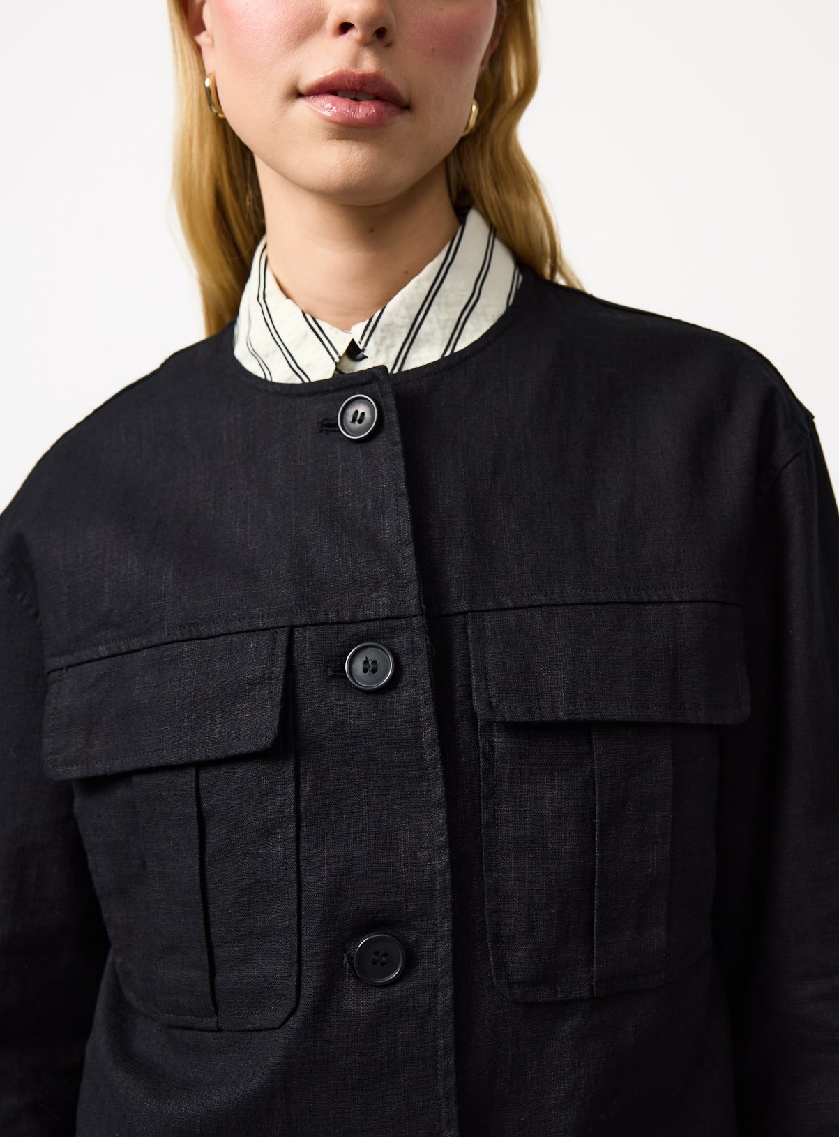 Black Cropped Linen Shacket 10