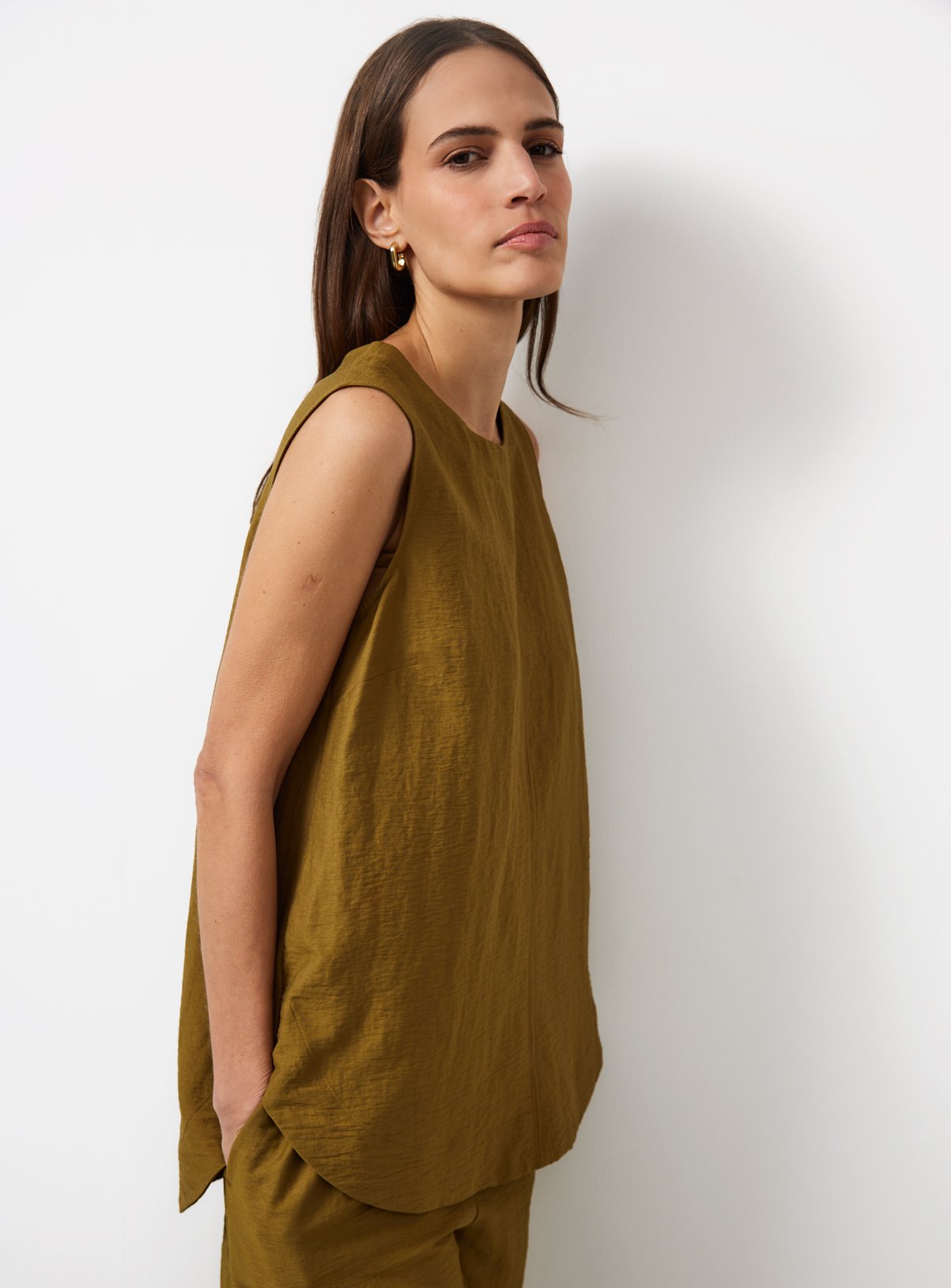 Khaki Sleeveless Shell Top 8