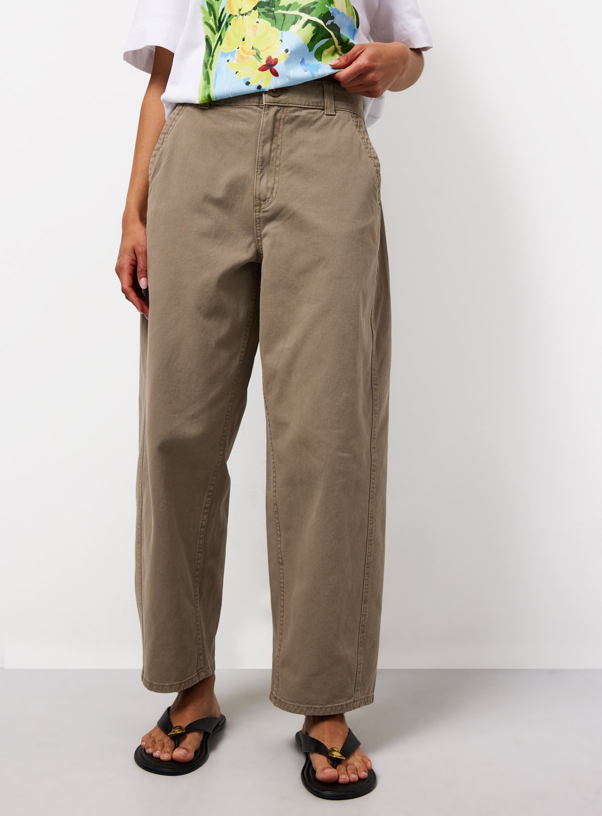 Khaki Twisted Seam Barrel Leg Jeans 22