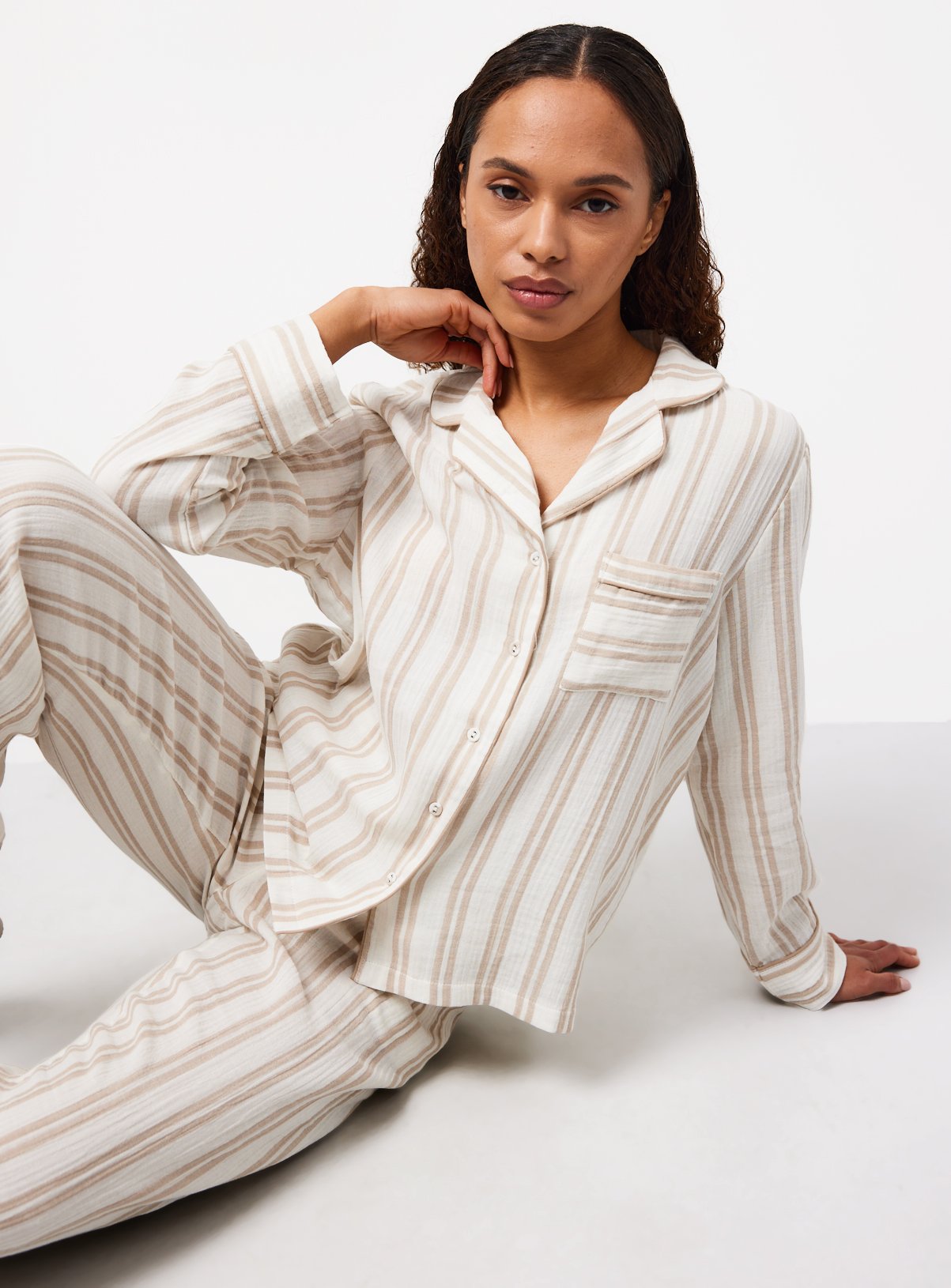 White Stripe Print Double Cloth Traditional Pyjamas 