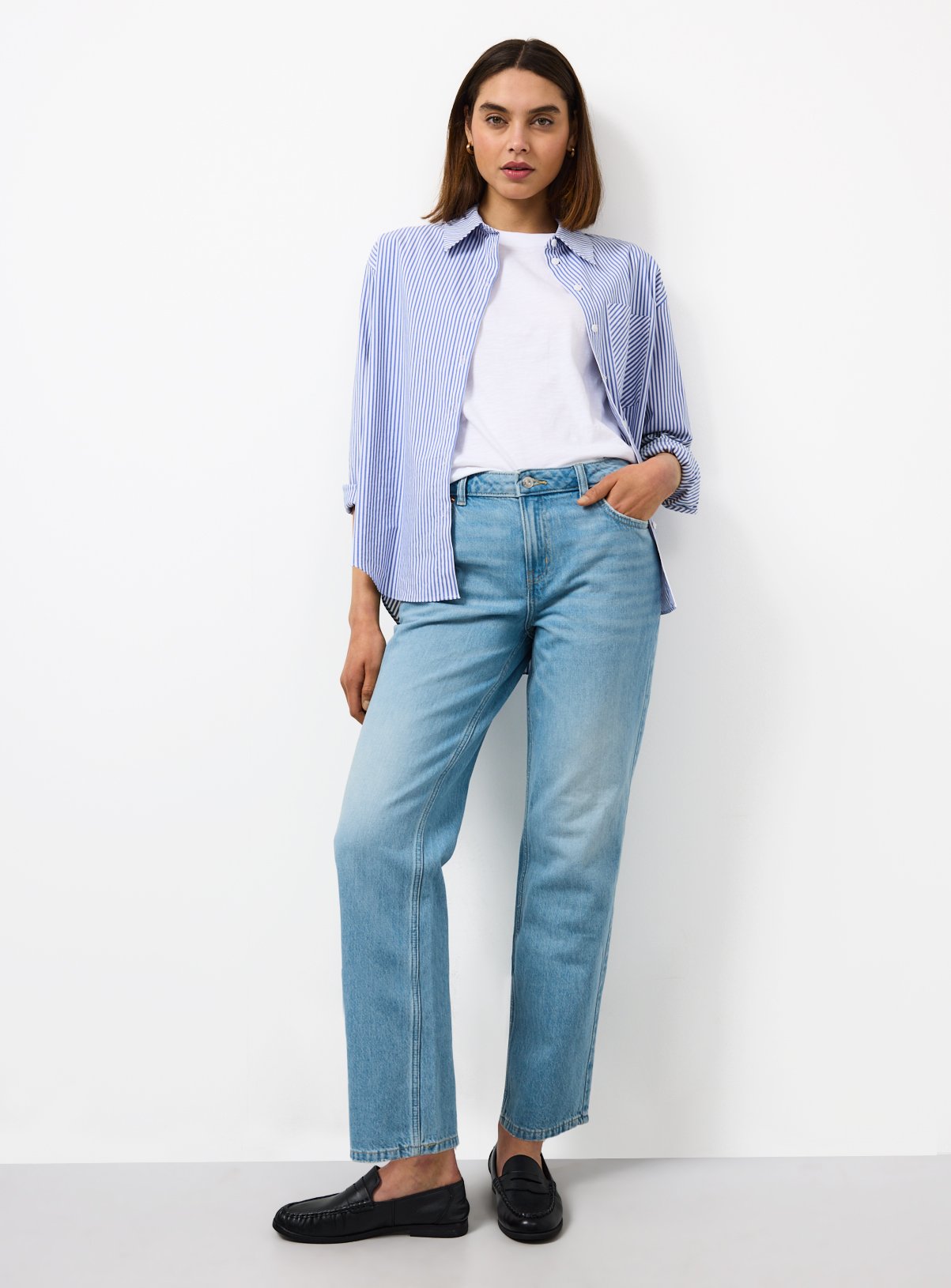 Light Denim Relaxed Straight Leg Ankle Grazer Jeans 