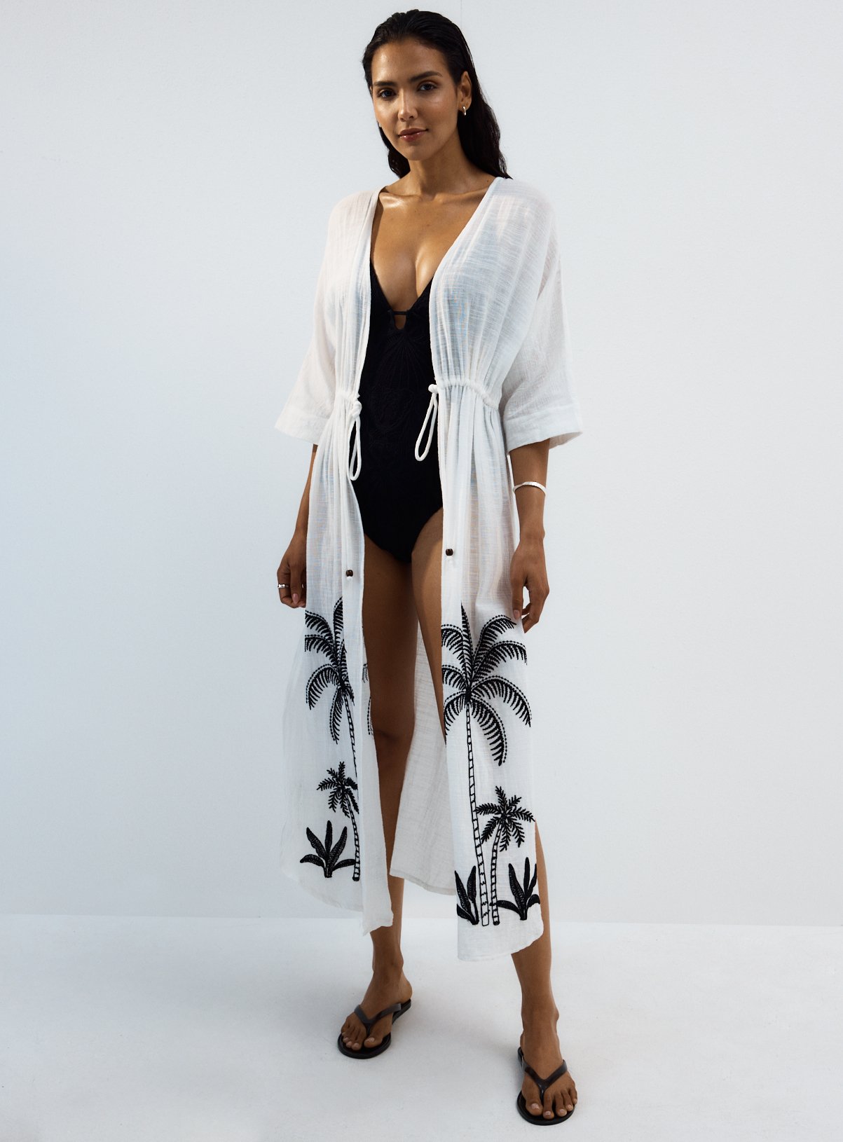 White Embroidered Palm Kaftan L