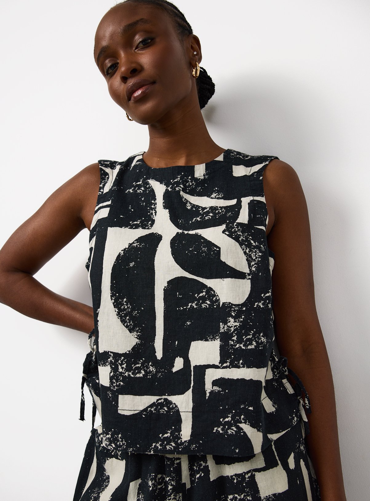 Linen Rich Side Tie Shell Top 
